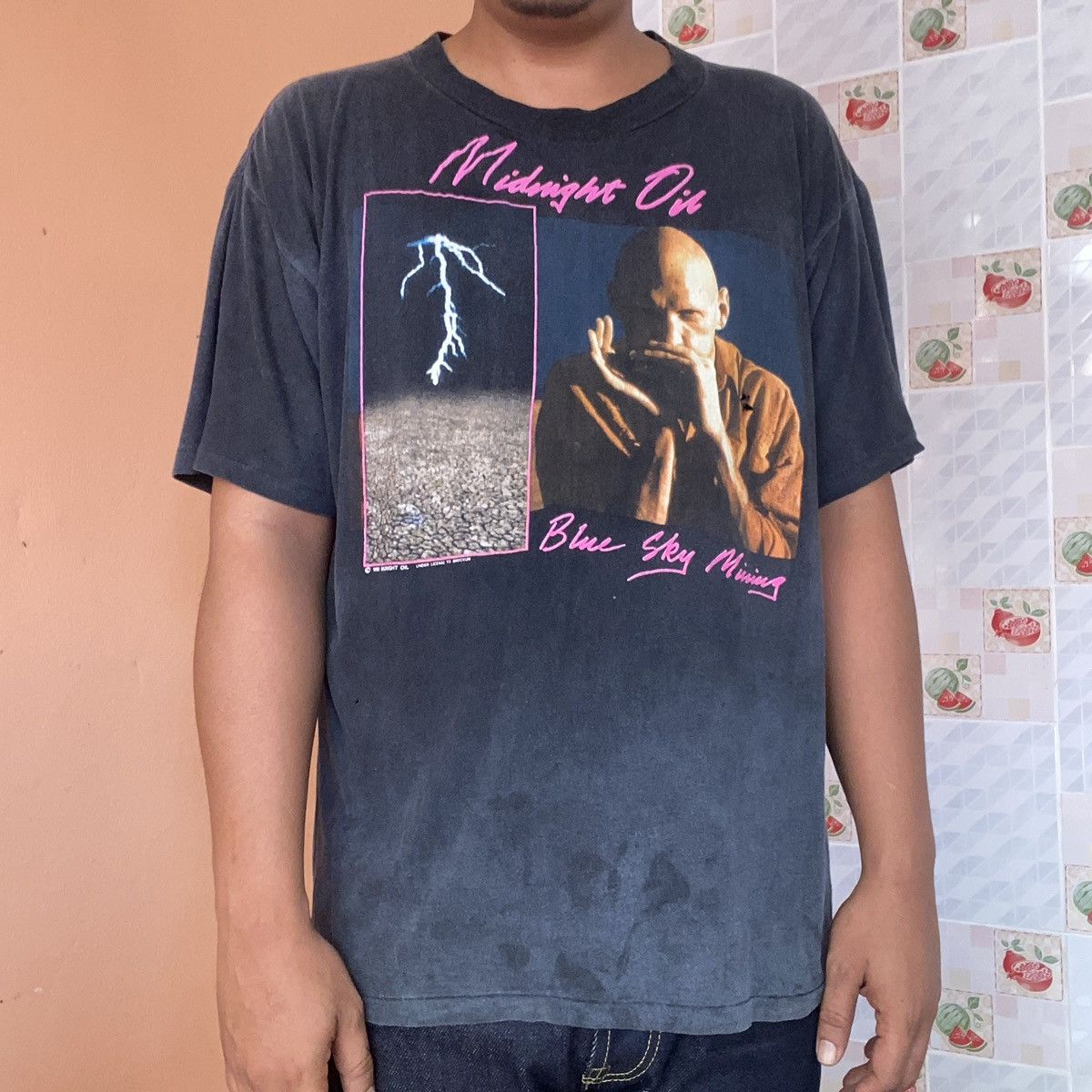 Band Tees × Brockum × Vintage Vintage 1990 Midnight Oil - Blue Sky Mining Size US XL / EU 56 / 4 - 1 Thumbnail
