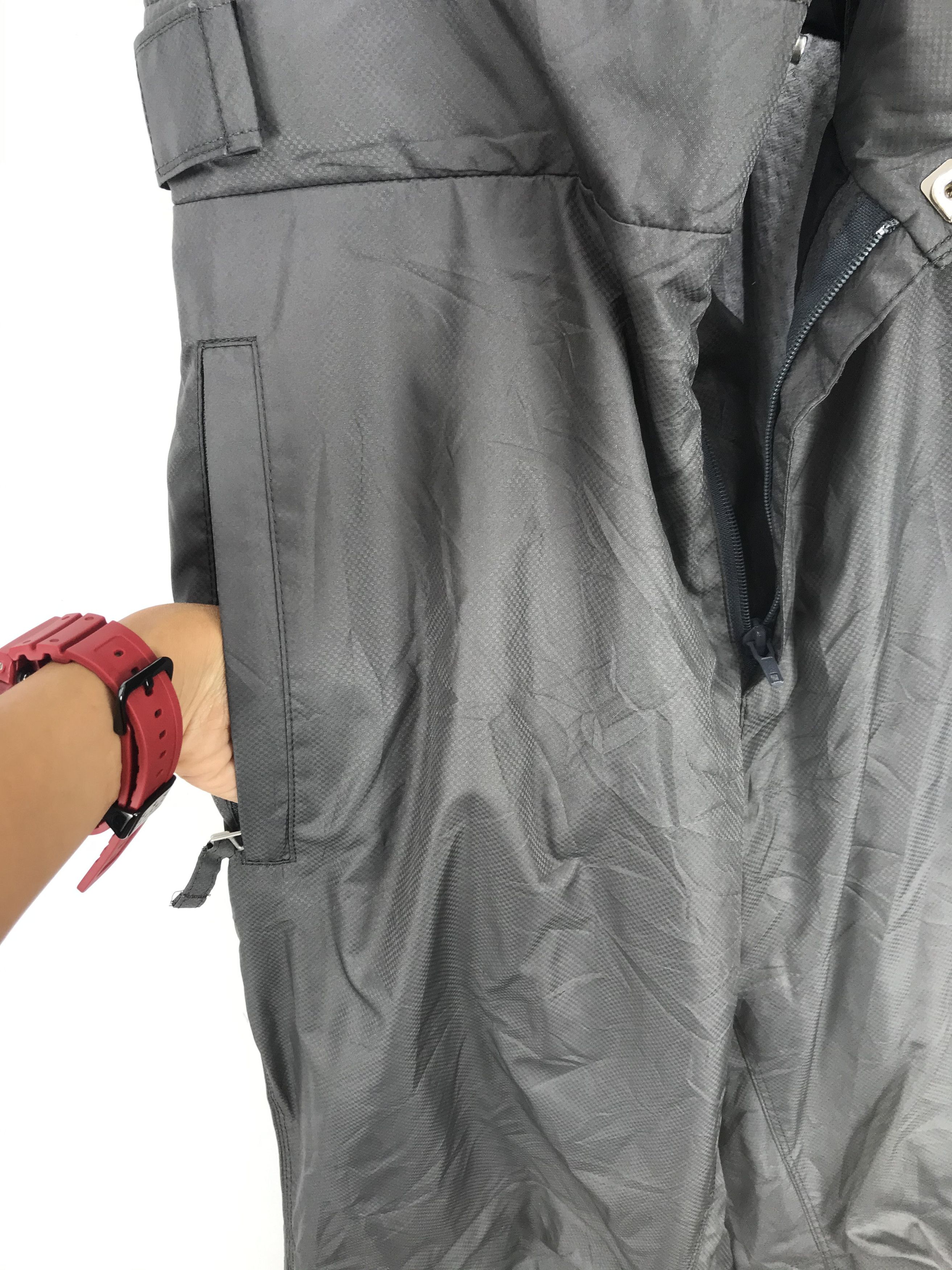 Japanese Brand Japanese Jumpsuit Ski Wear Snowboards Ski Overall Pants Size US 30 / EU 46 - 5 Thumbnail