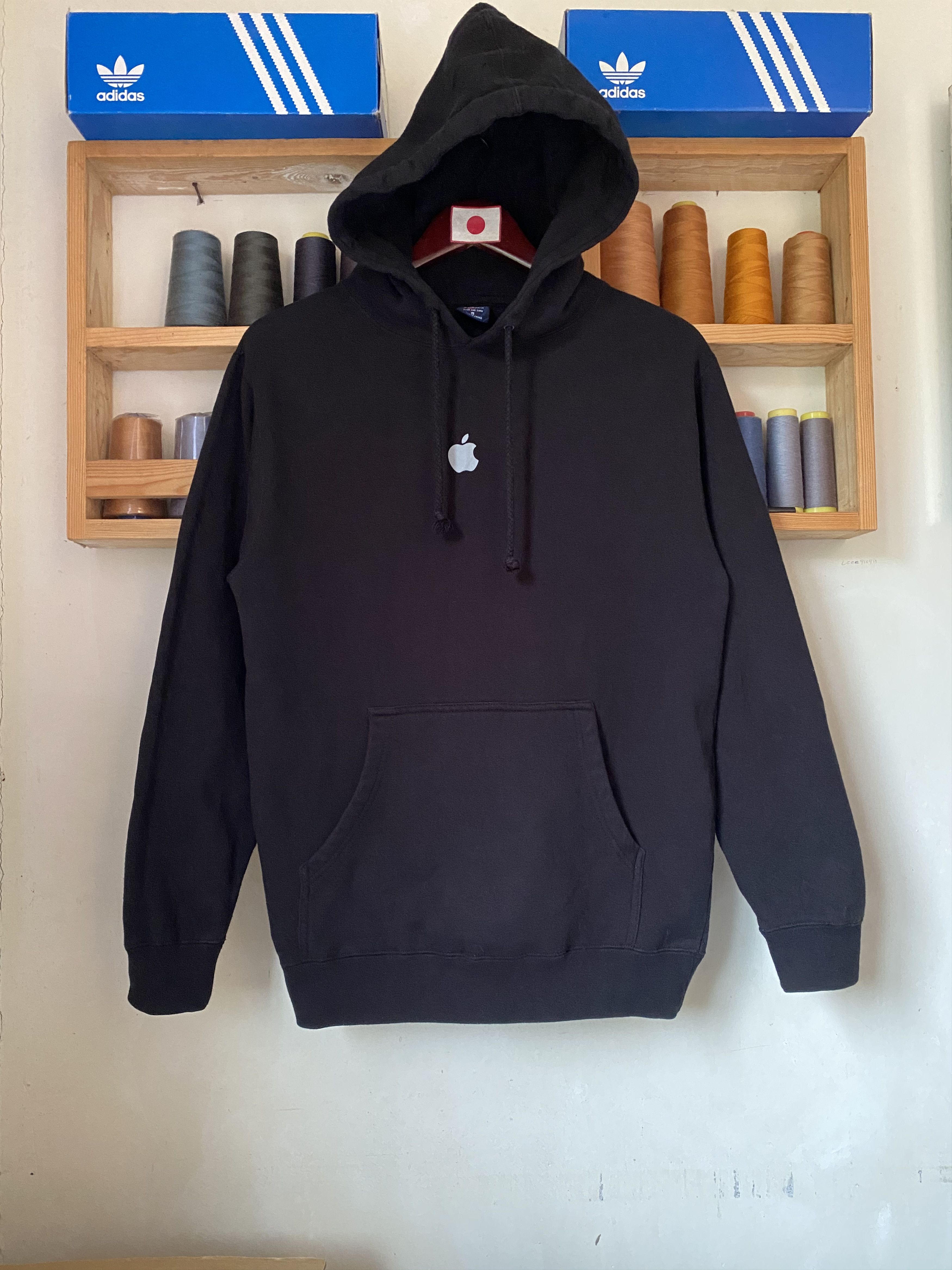 Apple 90s Vintage Hoodie パーカー Apple Sweatshirt In Men's Sweats & Hoodies for Sale | Shop