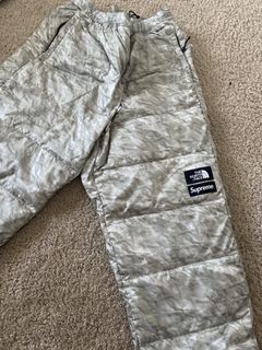 Supreme north 2024 face nuptse pants