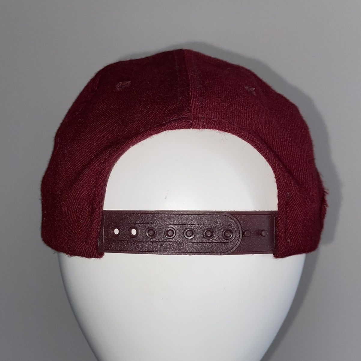 NFL × Sports Specialties × Vintage Sports Specialties Vintage Washington Redskins SnapBack Hat Size ONE SIZE - 5 Thumbnail