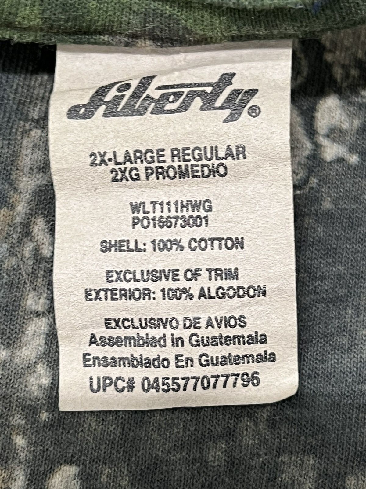 Liberty Vintage 90s Liberty Realtree Hardwoods Camo L/S Pocket Tee Size US XXL / EU 58 / 5 - 4 Thumbnail