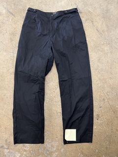 BNWT (Black) Uniqlo Ultra Stretch Active Tapered Ankle Pants
