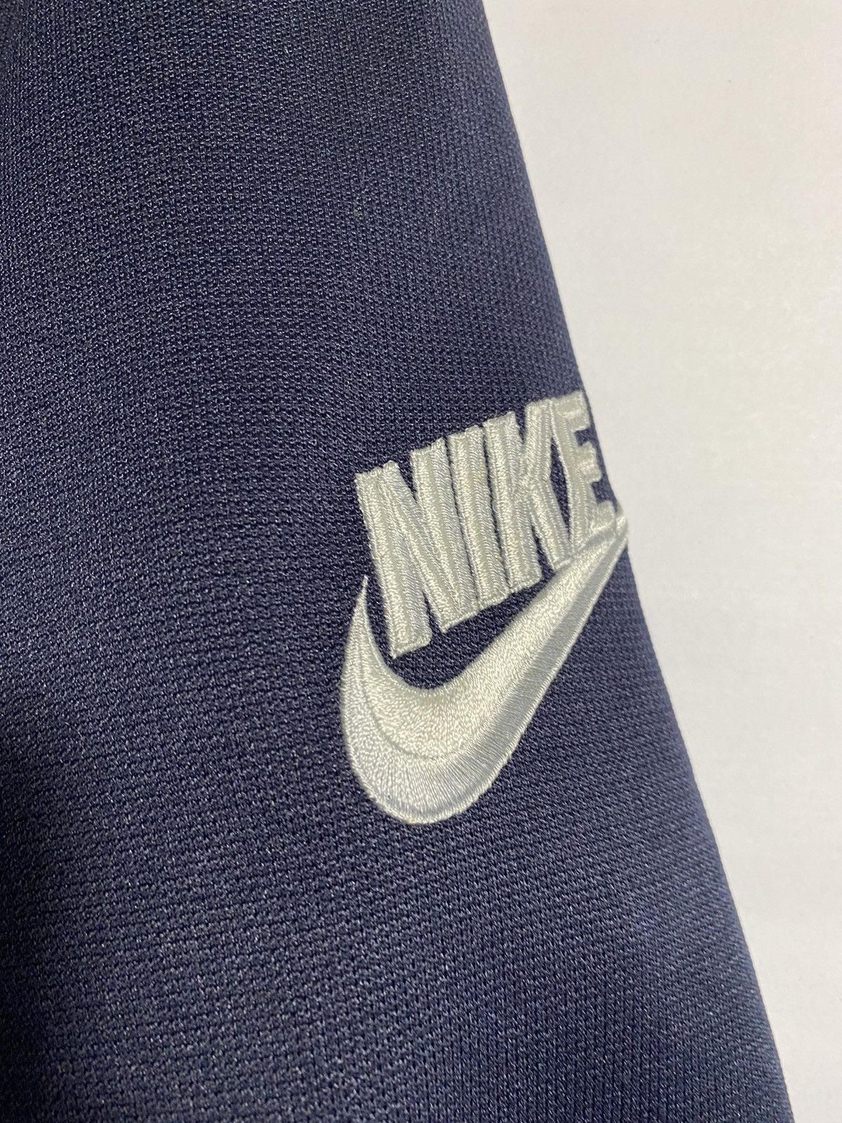 Nike Vintage Nike swoosh zipper Size US L / EU 52-54 / 3 - 3 Thumbnail