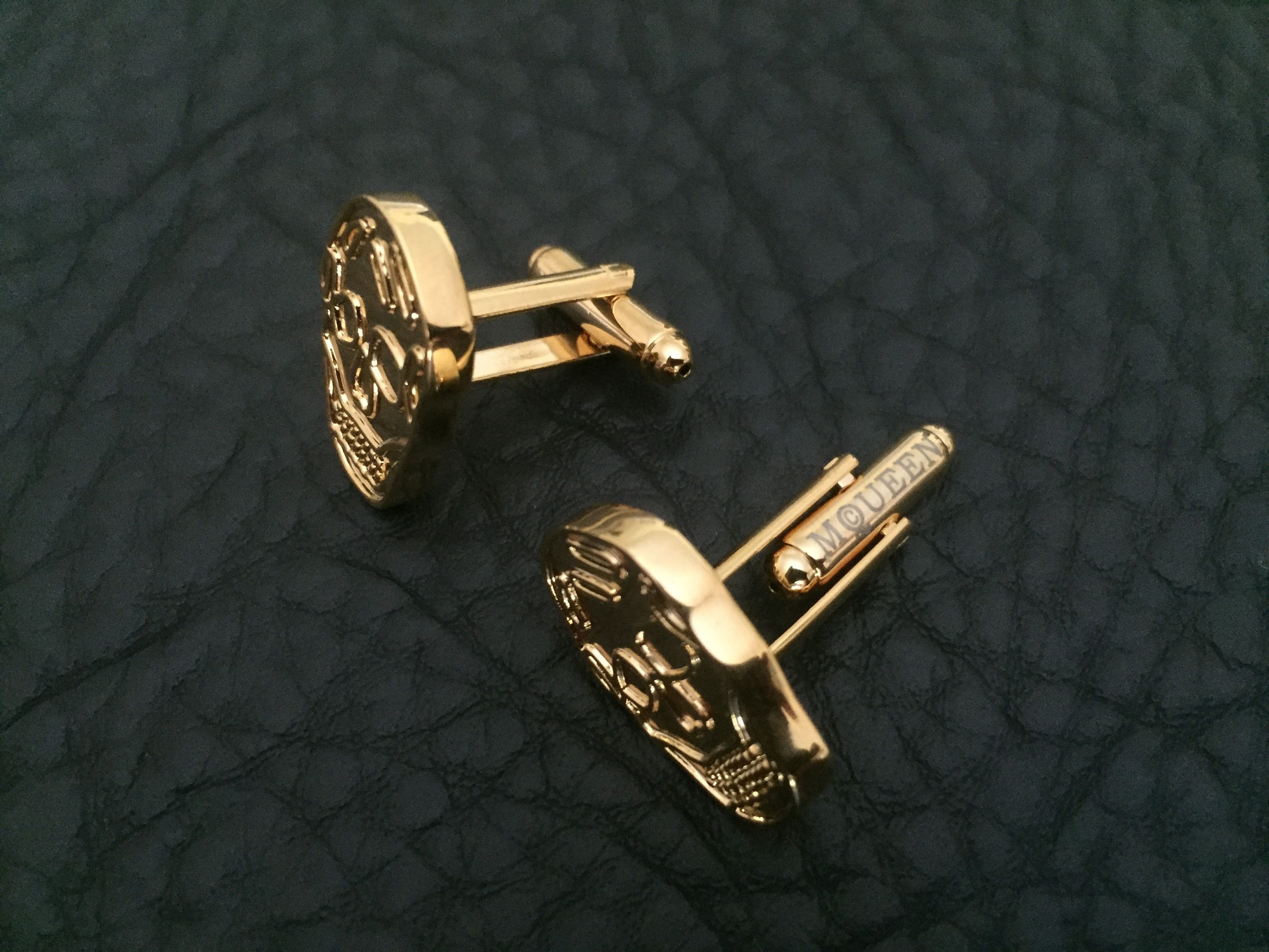 GOLD PLATED SKULL MENS DESIGNER CUFFLINKS