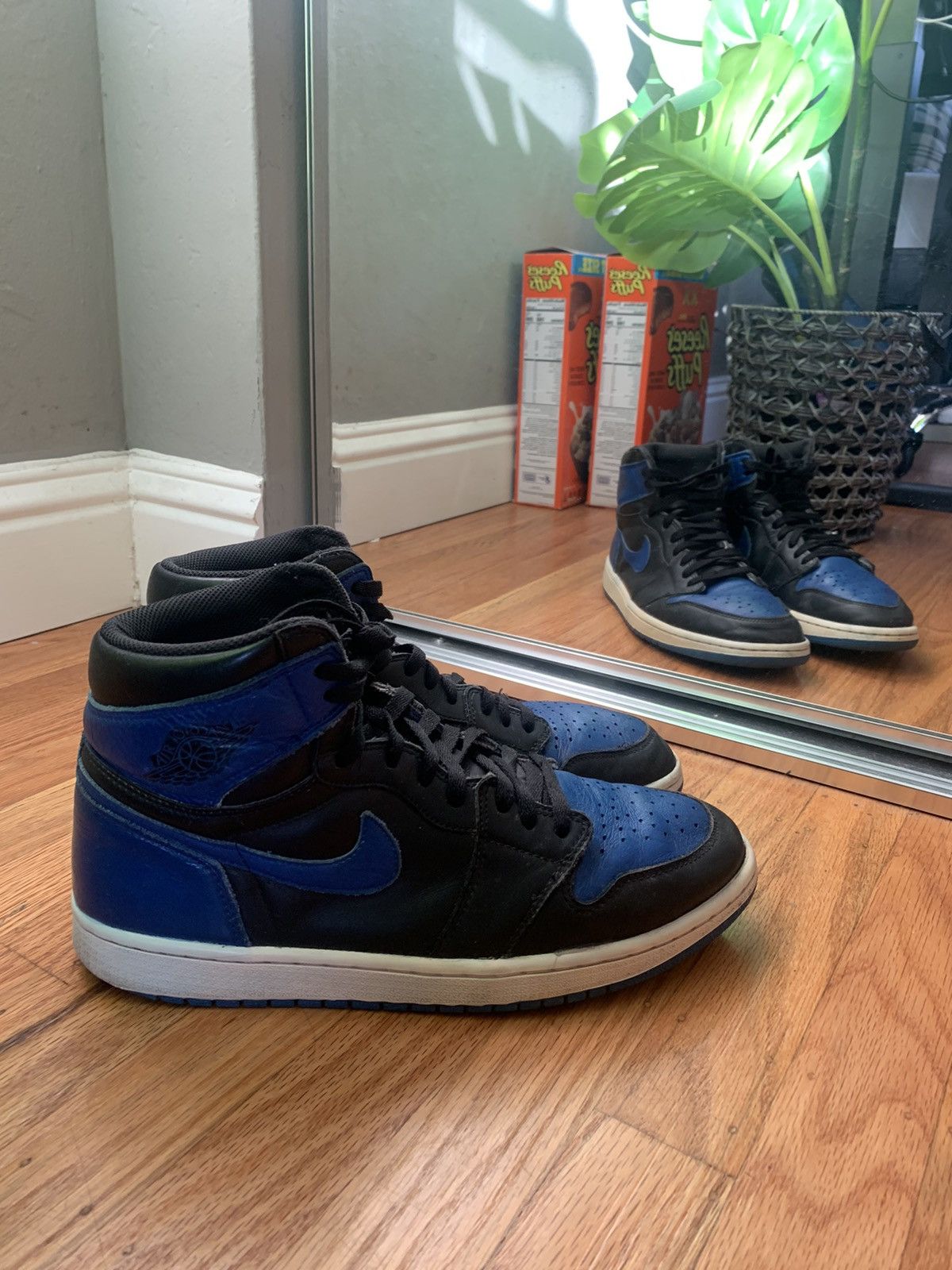 Jordan Brand × Nike Air Jordan 1 Retro High OG 2017 Royal 2017 Size US 11 / EU 44 - 7 Thumbnail