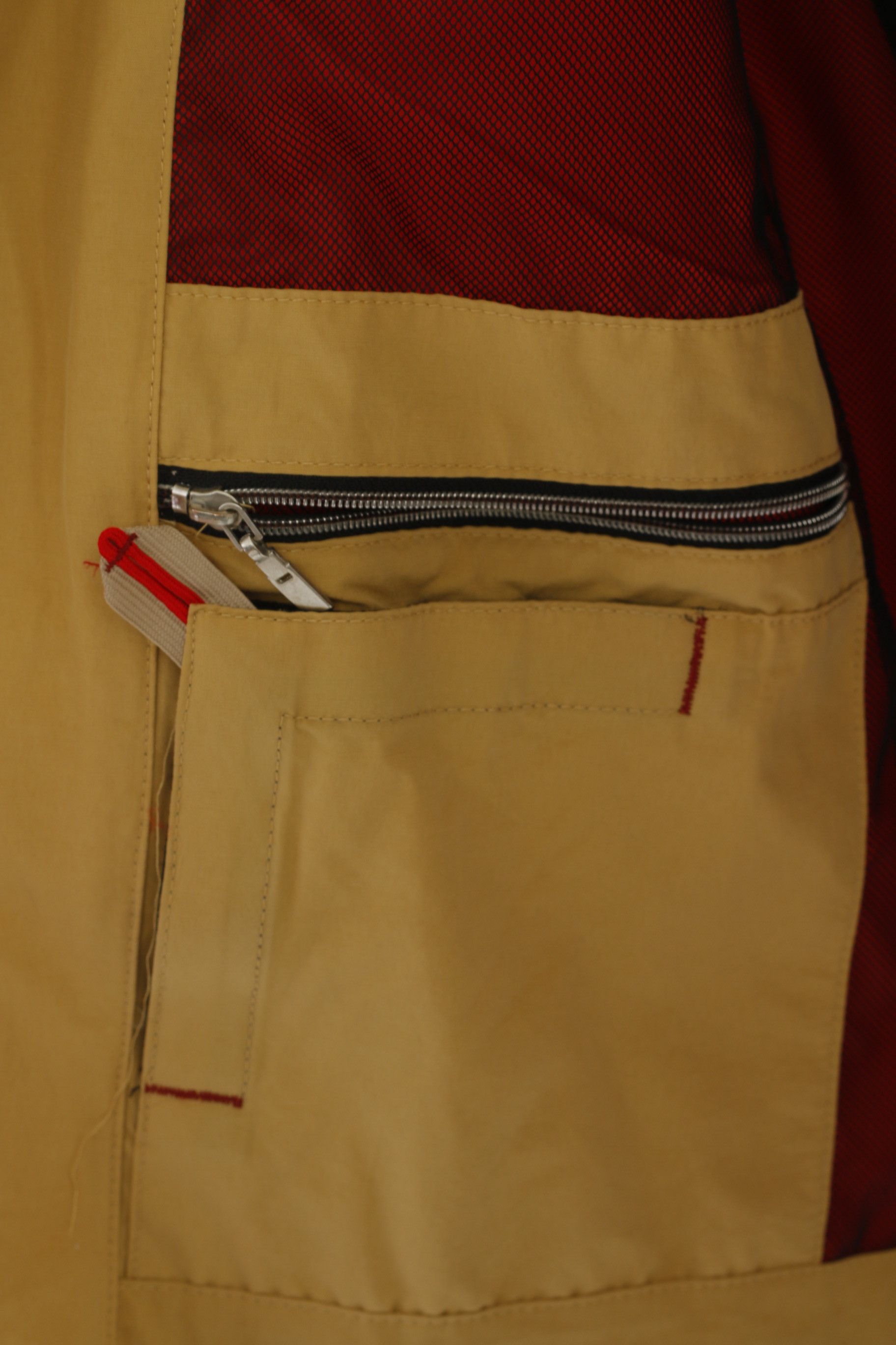 Bugatti Bugatti Gore-Tex Men 27 XL Jacket Camel Full Zipper 1630 Size US XL / EU 56 / 4 - 8 Thumbnail