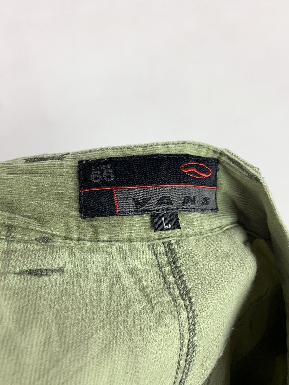 Vans Vans Off The Wall Short Pants Size US 33 - 10 Thumbnail