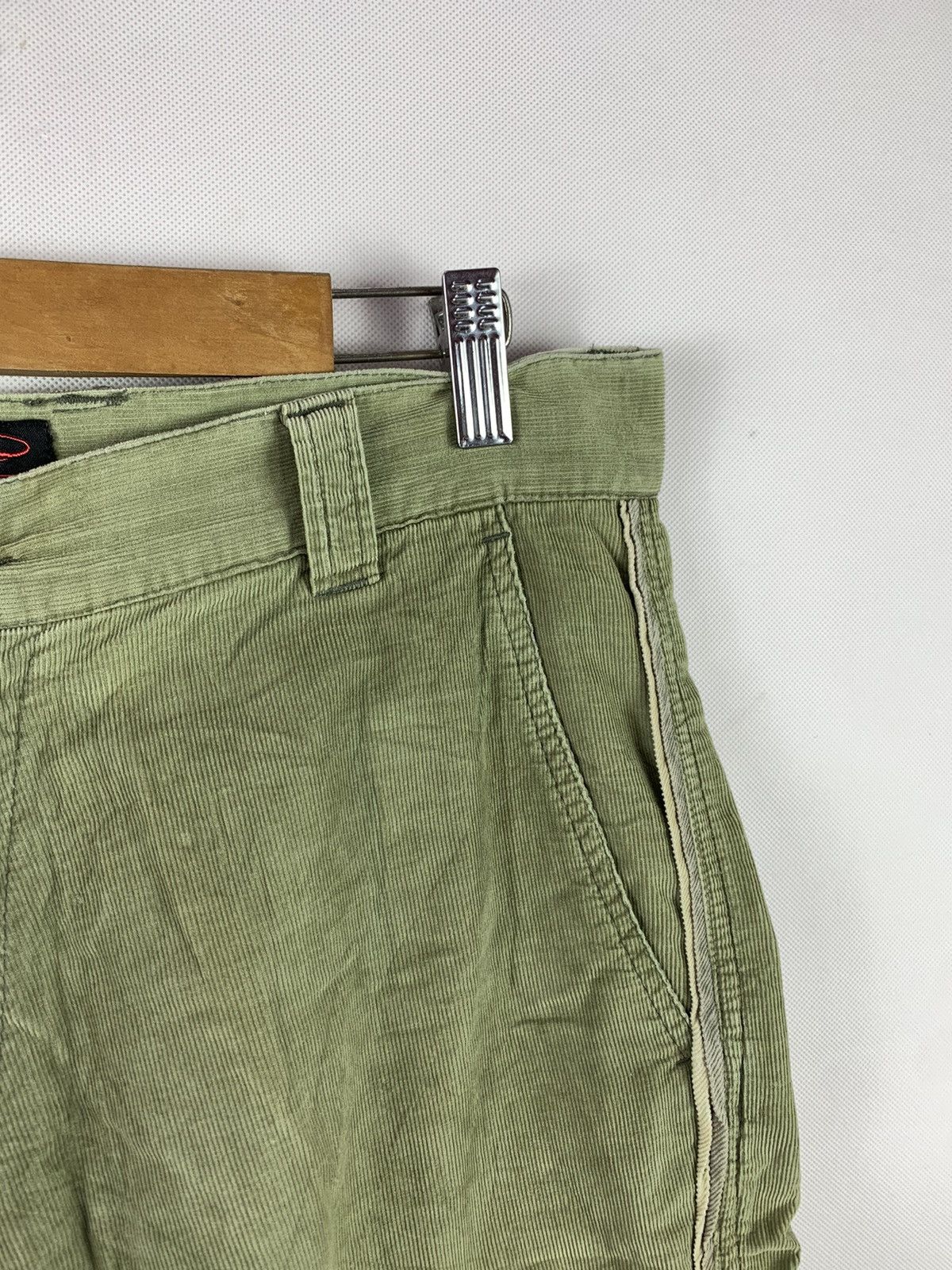 Vans Vans Off The Wall Short Pants Size US 33 - 5 Thumbnail