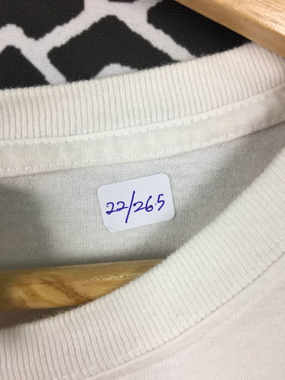Japanese Brand XGIRL Japan Box Logo Streetwear Japanese Branded Tee Size US L / EU 52-54 / 3 - 12 Thumbnail