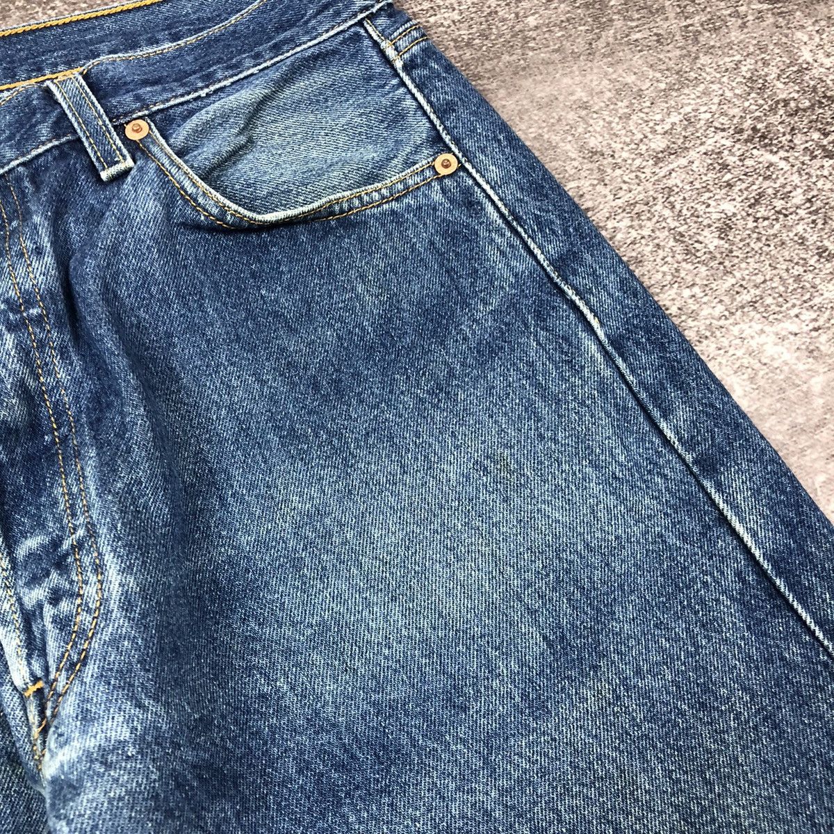 Levi's Vintage 90s Levi’s 34x32 Blue Jeans Made in Mexico Size US 34 / EU 50 - 14 Thumbnail