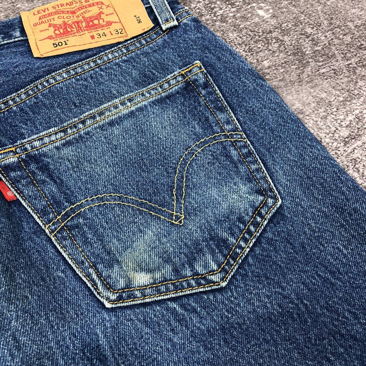 Levi's Vintage 90s Levi’s 34x32 Blue Jeans Made in Mexico Size US 34 / EU 50 - 18 Thumbnail