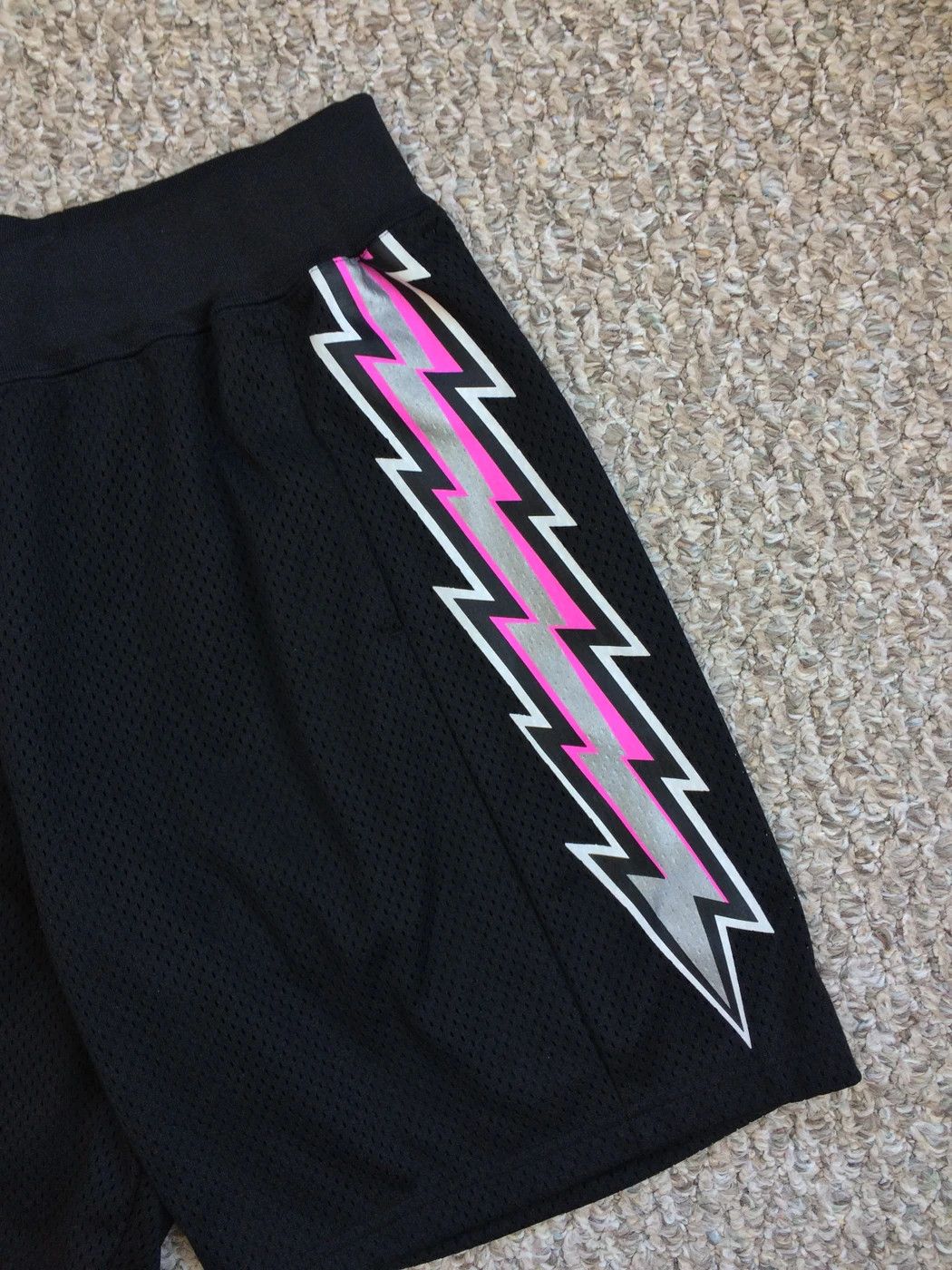 Supreme S/S 2018 Supreme Bolt Shorts size Small Size US 30 / EU 46 - 3 Thumbnail