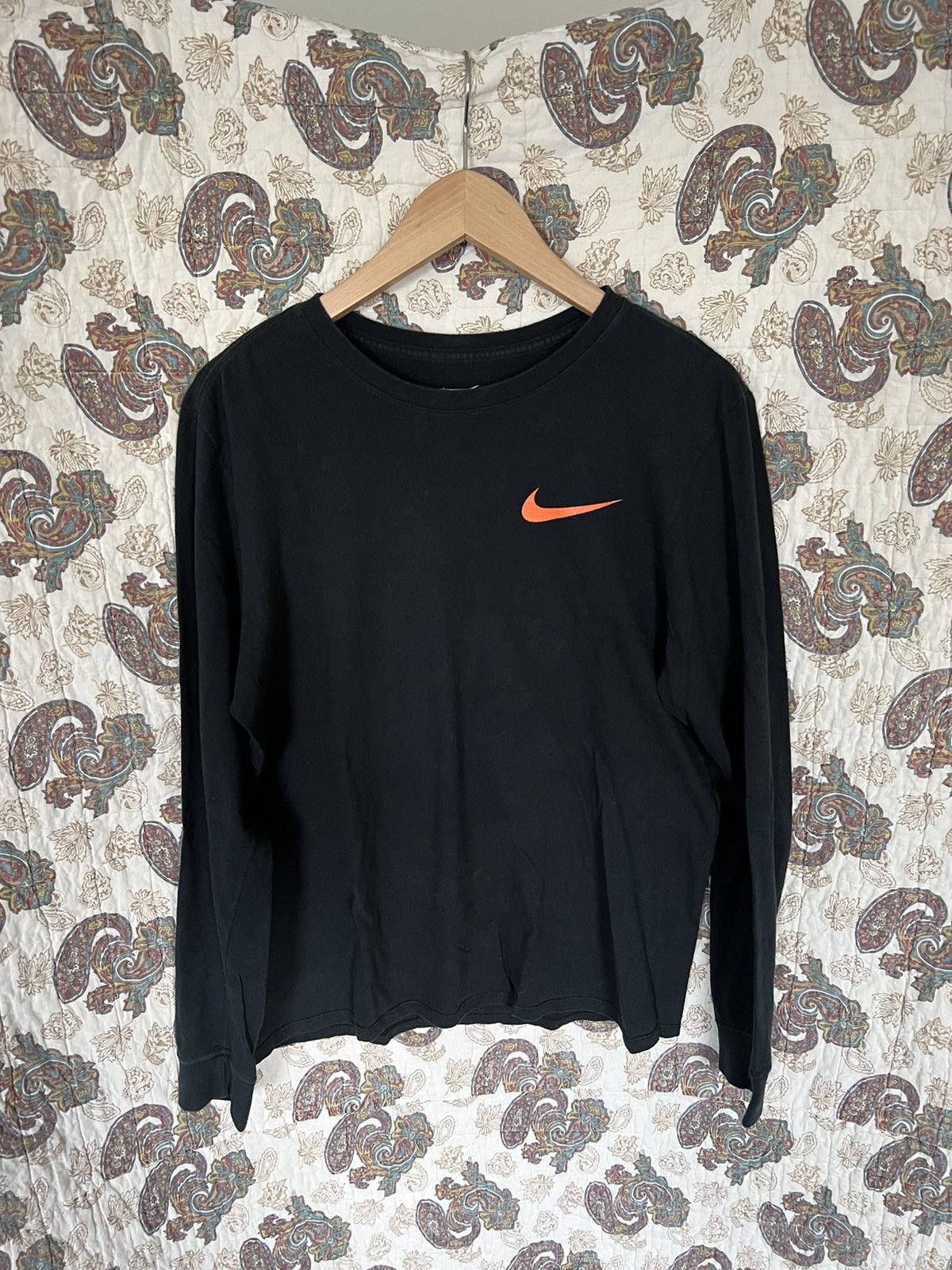 長袖カットソー vlone オレンジロゴ ブラック Nike y2k