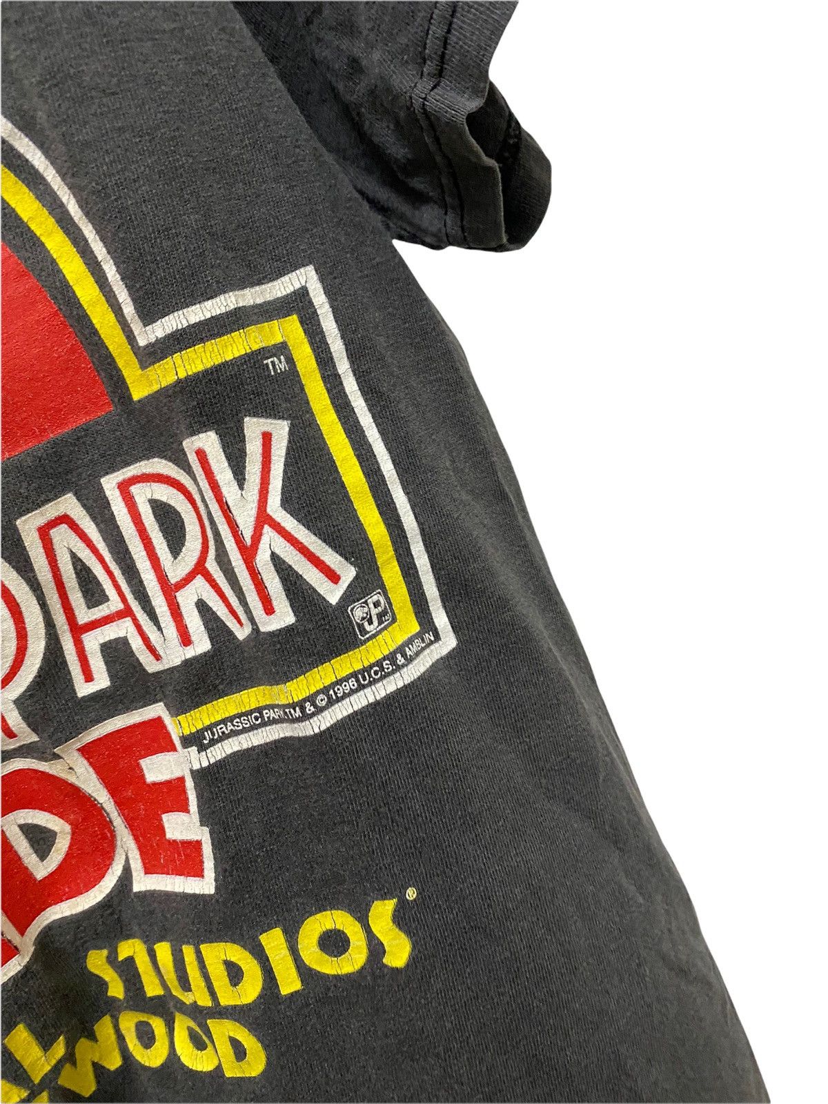 Universal Studios × Vintage Vintage I Survived Jurassic Park Universal Studio Hollywood Size US S / EU 44-46 / 1 - 6 Thumbnail