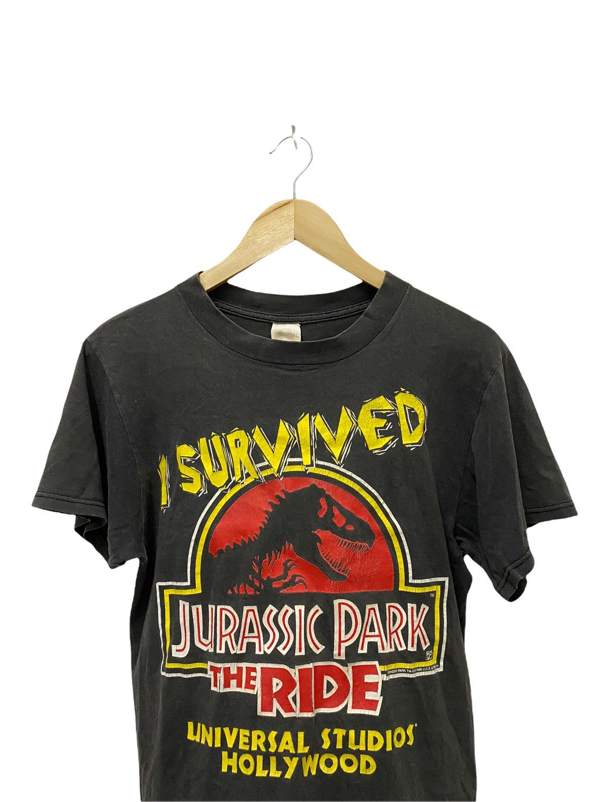 Universal Studios × Vintage Vintage I Survived Jurassic Park Universal Studio Hollywood Size US S / EU 44-46 / 1 - 4 Thumbnail