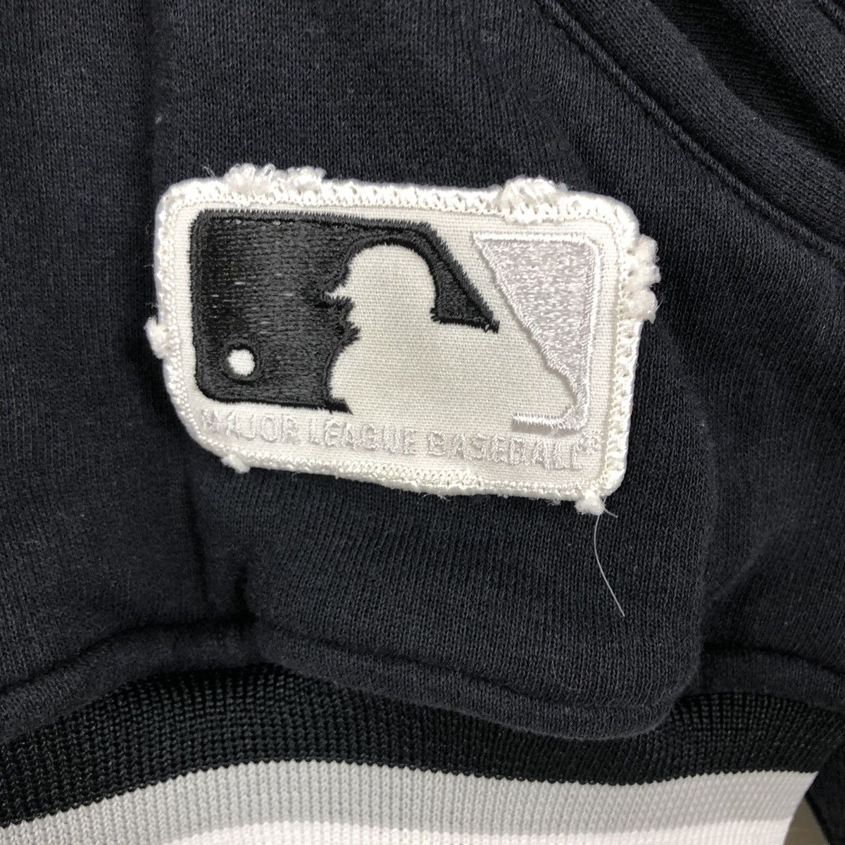 MLB × Vintage ‼️🔥MAJOR LEAGUE BASEBALL WHITE SOX JACKET🔥‼️ Size US M / EU 48-50 / 2 - 7 Thumbnail