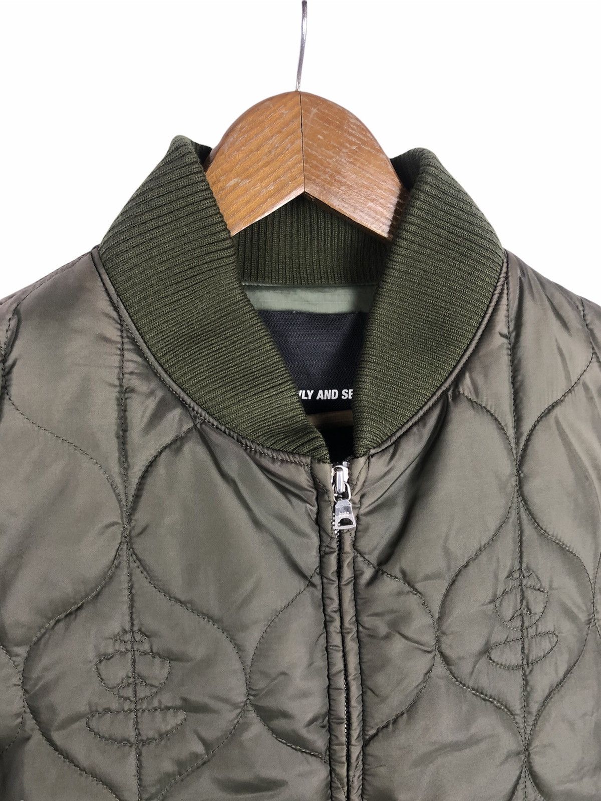 Bape Vintage Bape Quilted Down Jacket Size US L / EU 52-54 / 3 - 5 Thumbnail