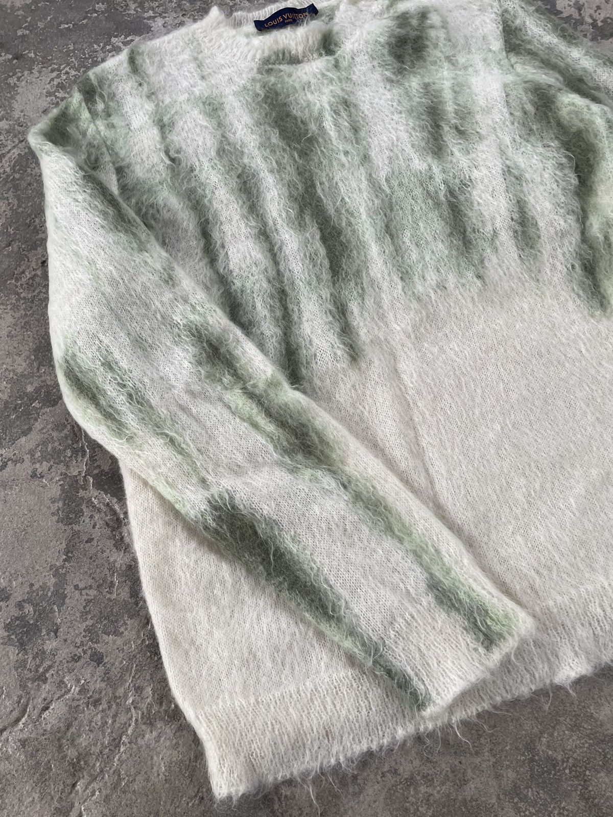 Louis Vuitton SS19 ‘Plain Rainbow’ Mohair Sweater Size US L / EU 52-54 / 3 - 5 Thumbnail