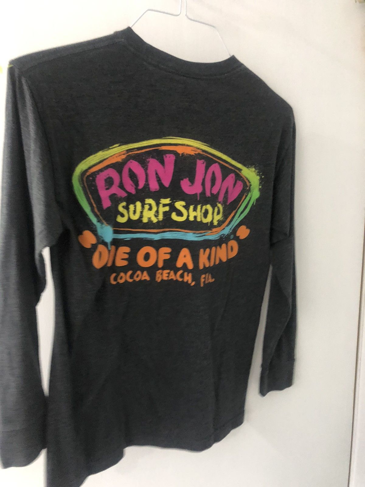 Ron Jon Surf Shop × Vintage Ron Jon surf shop cocoa beach FL shop shirt size small L/S Size US S / EU 44-46 / 1 - 8 Thumbnail