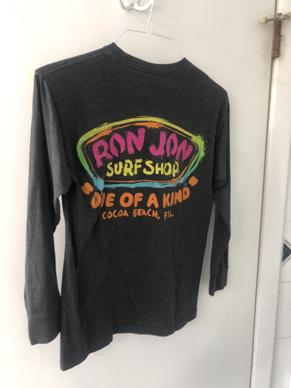 Ron Jon Surf Shop × Vintage Ron Jon surf shop cocoa beach FL shop shirt size small L/S Size US S / EU 44-46 / 1 - 7 Thumbnail