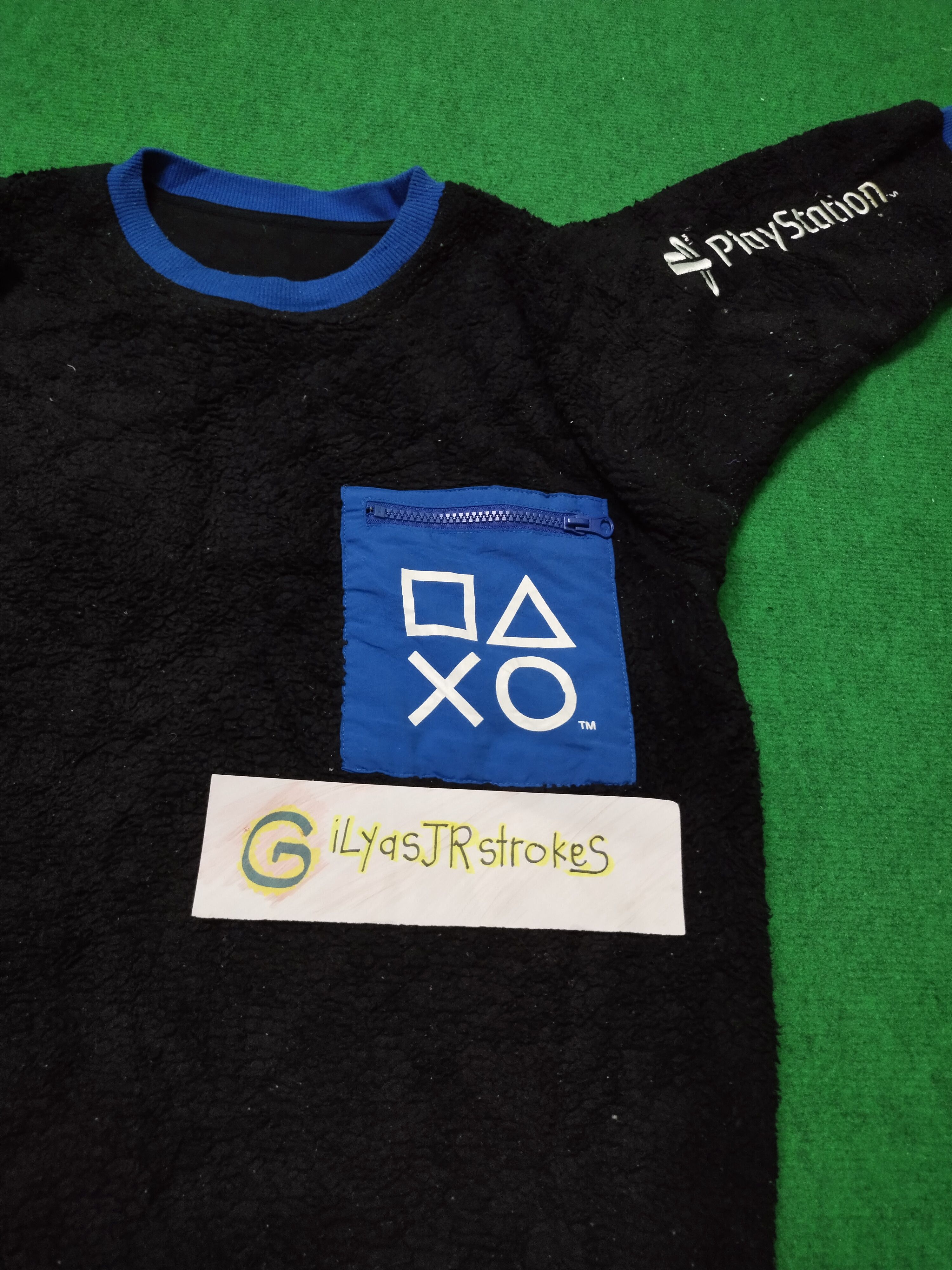 Playstation × Uniqlo Vintage Play Station Sweatshirt Wool Size US L / EU 52-54 / 3 - 10 Thumbnail