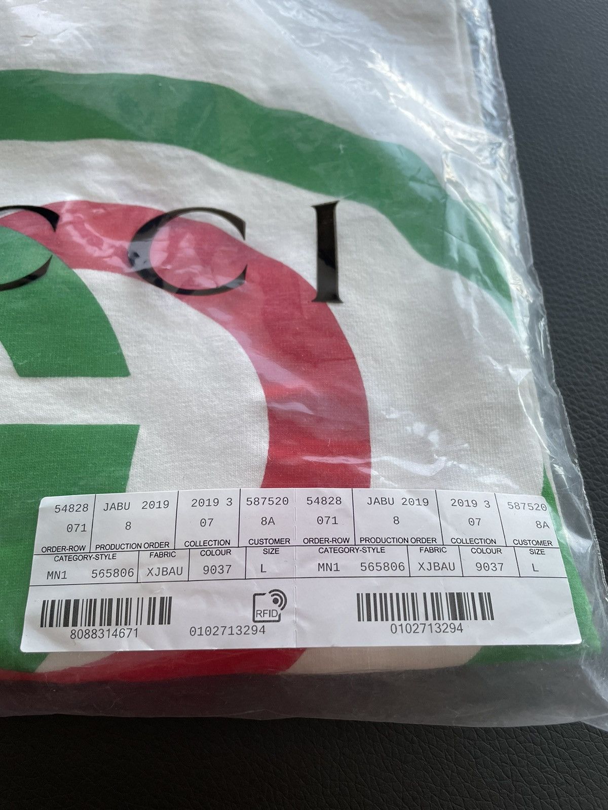 Gucci New Super Limited Gucci Runway Interlocking GG Logo T-shirt Size US L / EU 52-54 / 3 - 10 Thumbnail