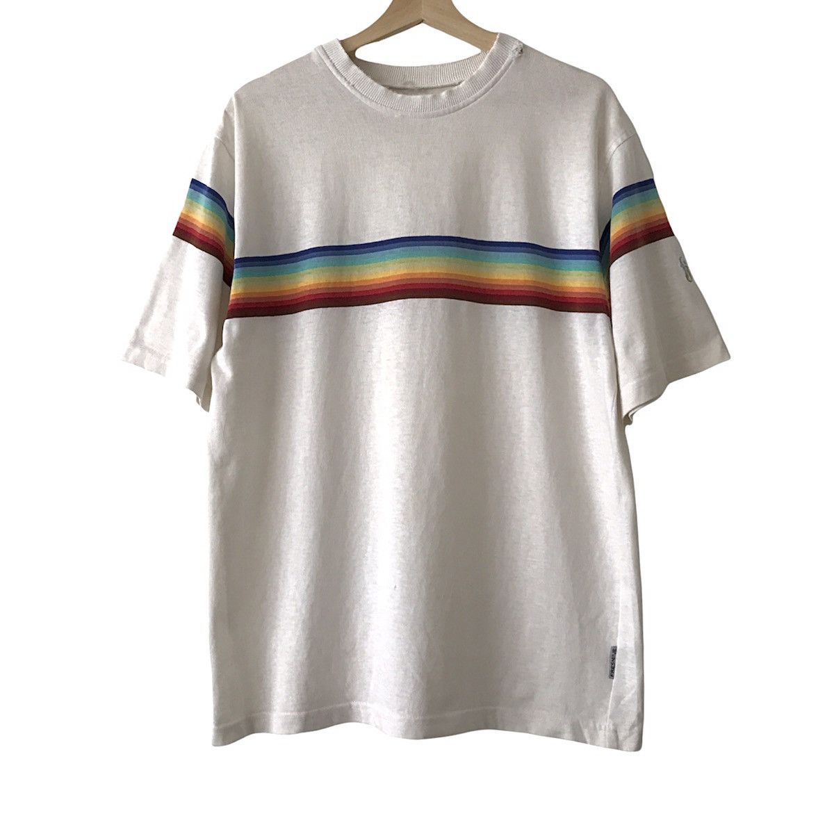 Freshjive × Vintage Authentic Vintage 90s Freshjive OG Streetwear Rainbow Tee Size US L / EU 52-54 / 3 - 1 Thumbnail