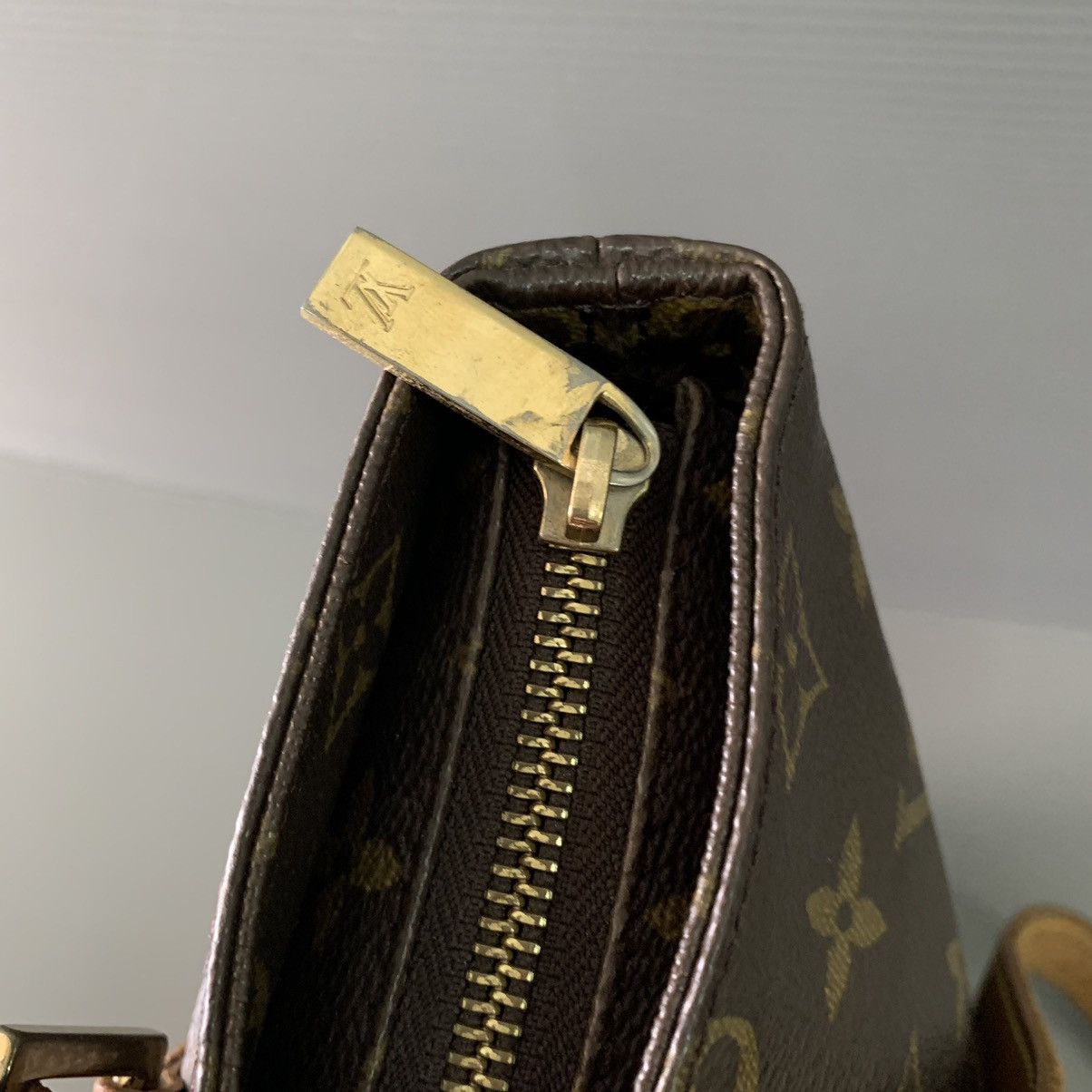 Louis Vuitton Louis Vuitton Tote Zipper Handbag Pre-Owned Size ONE SIZE - 8 Thumbnail