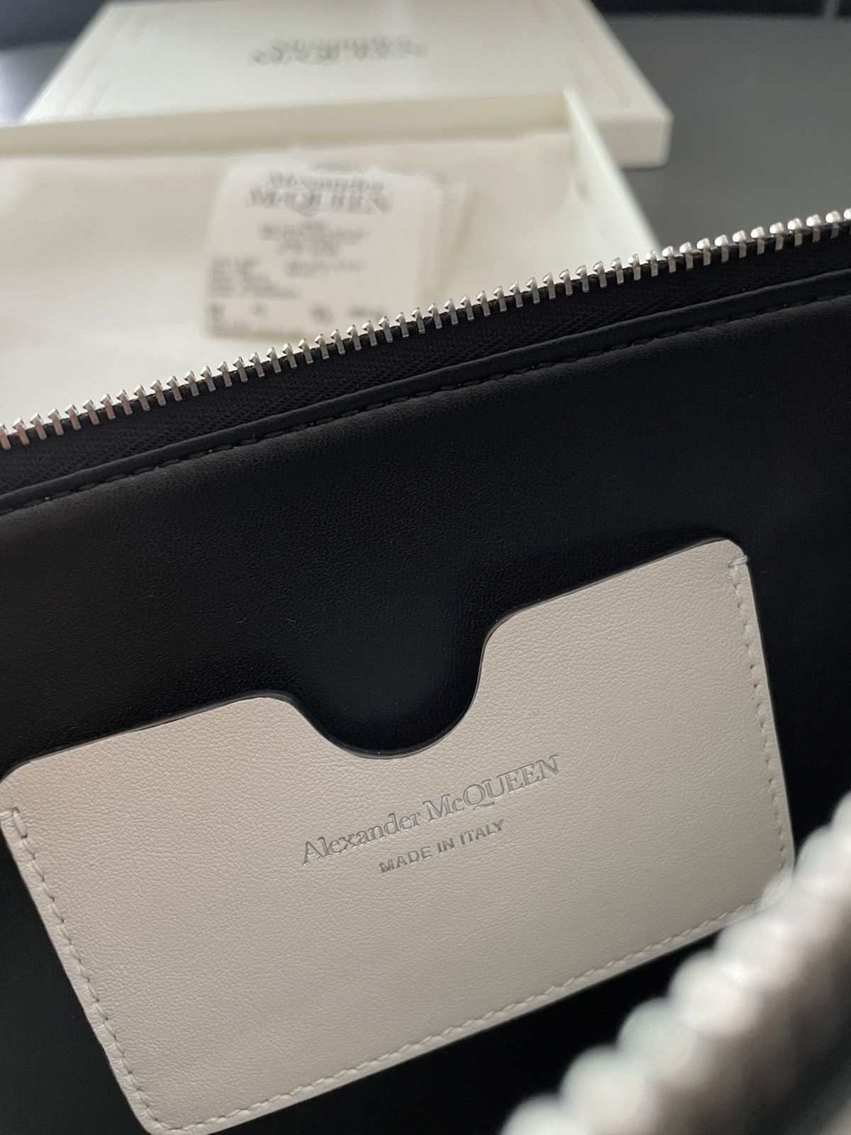 Alexander McQueen × MCQ Brand NEW Limited Edition Runway Leather Clutch Pouch Bag Size ONE SIZE - 4 Thumbnail