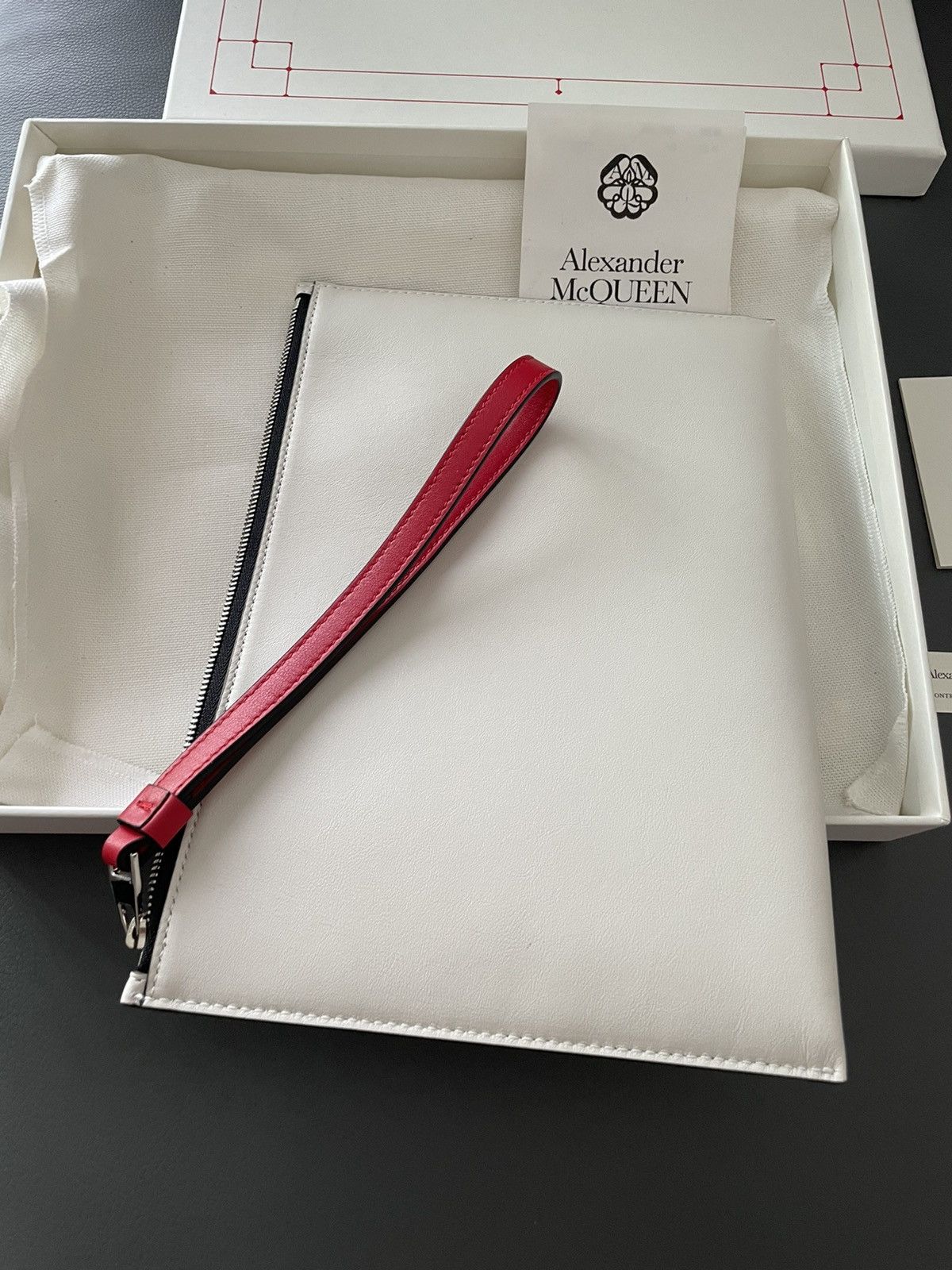 Alexander McQueen × MCQ Brand NEW Limited Edition Runway Leather Clutch Pouch Bag Size ONE SIZE - 11 Thumbnail