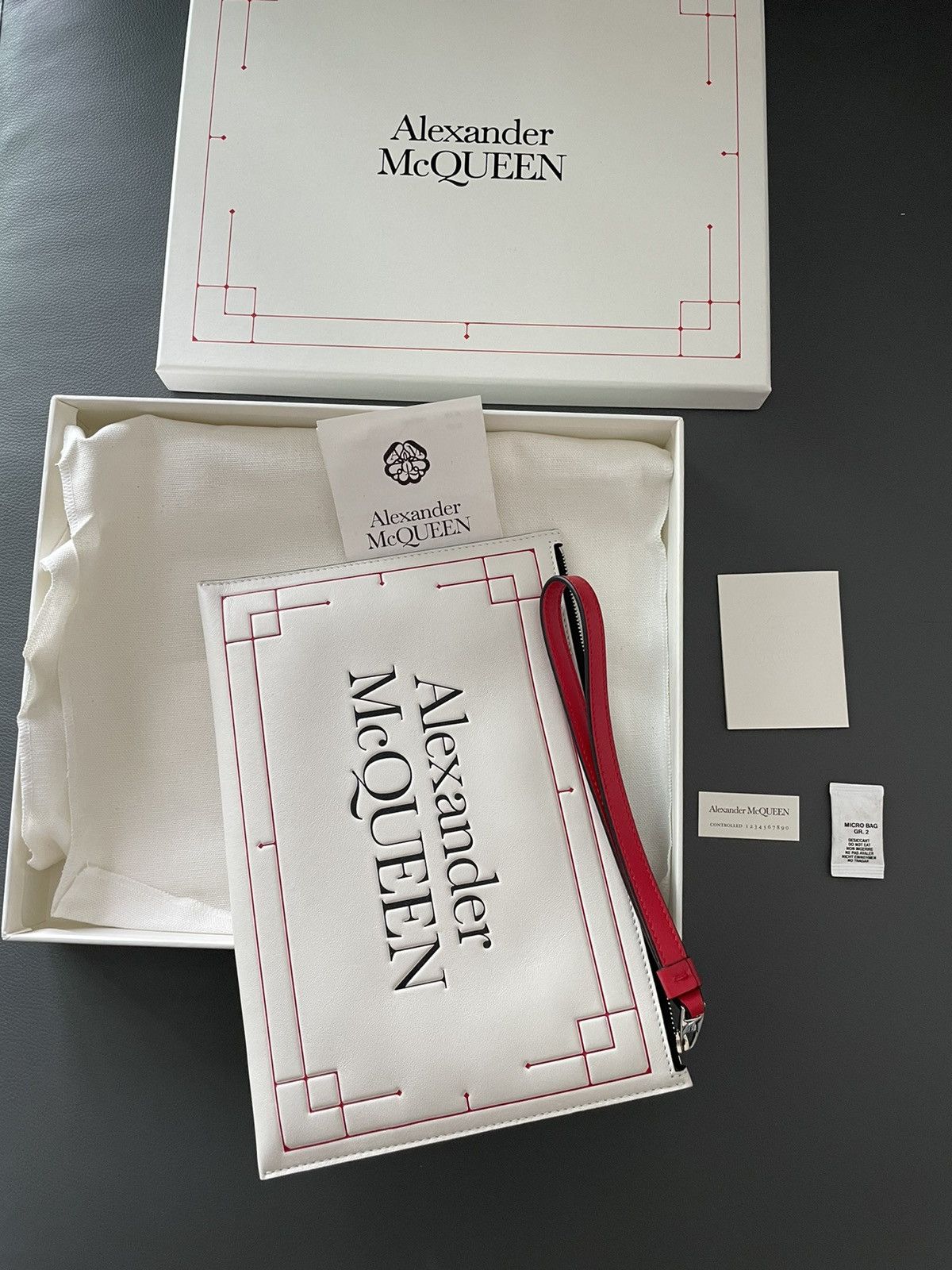 Alexander McQueen × MCQ Brand NEW Limited Edition Runway Leather Clutch Pouch Bag Size ONE SIZE - 1 Thumbnail
