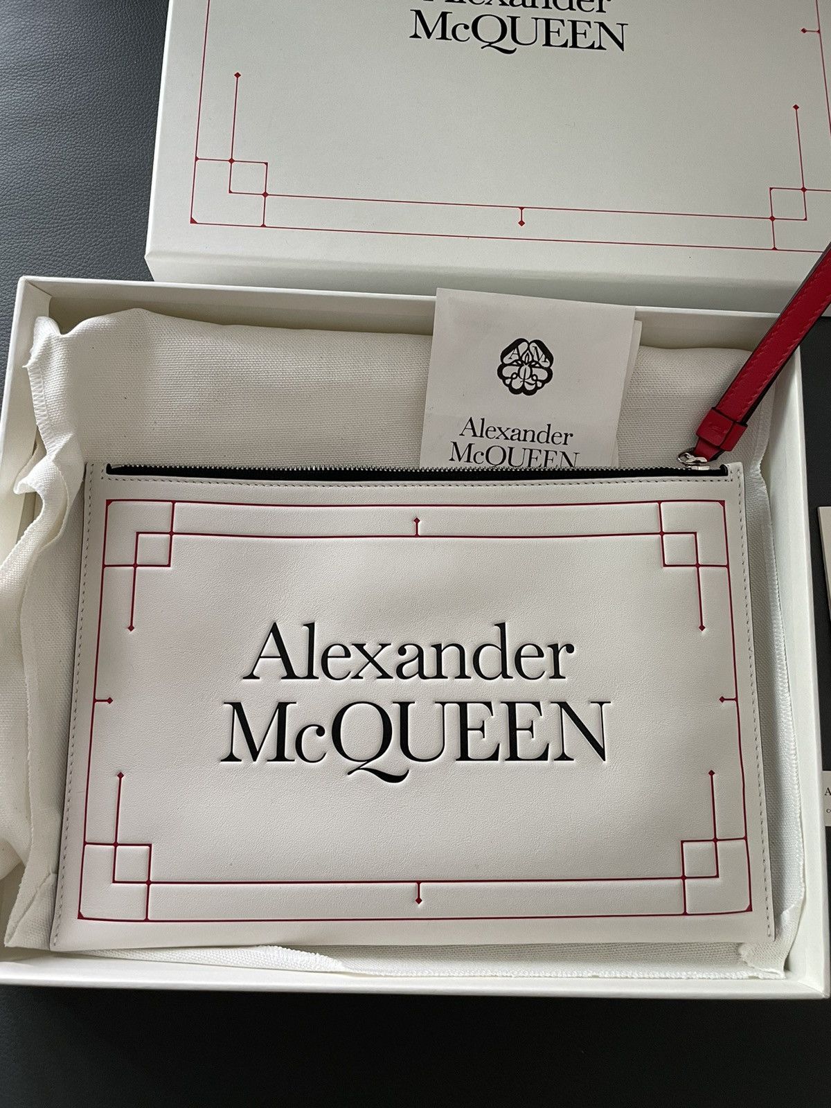Alexander McQueen × MCQ Brand NEW Limited Edition Runway Leather Clutch Pouch Bag Size ONE SIZE - 8 Thumbnail