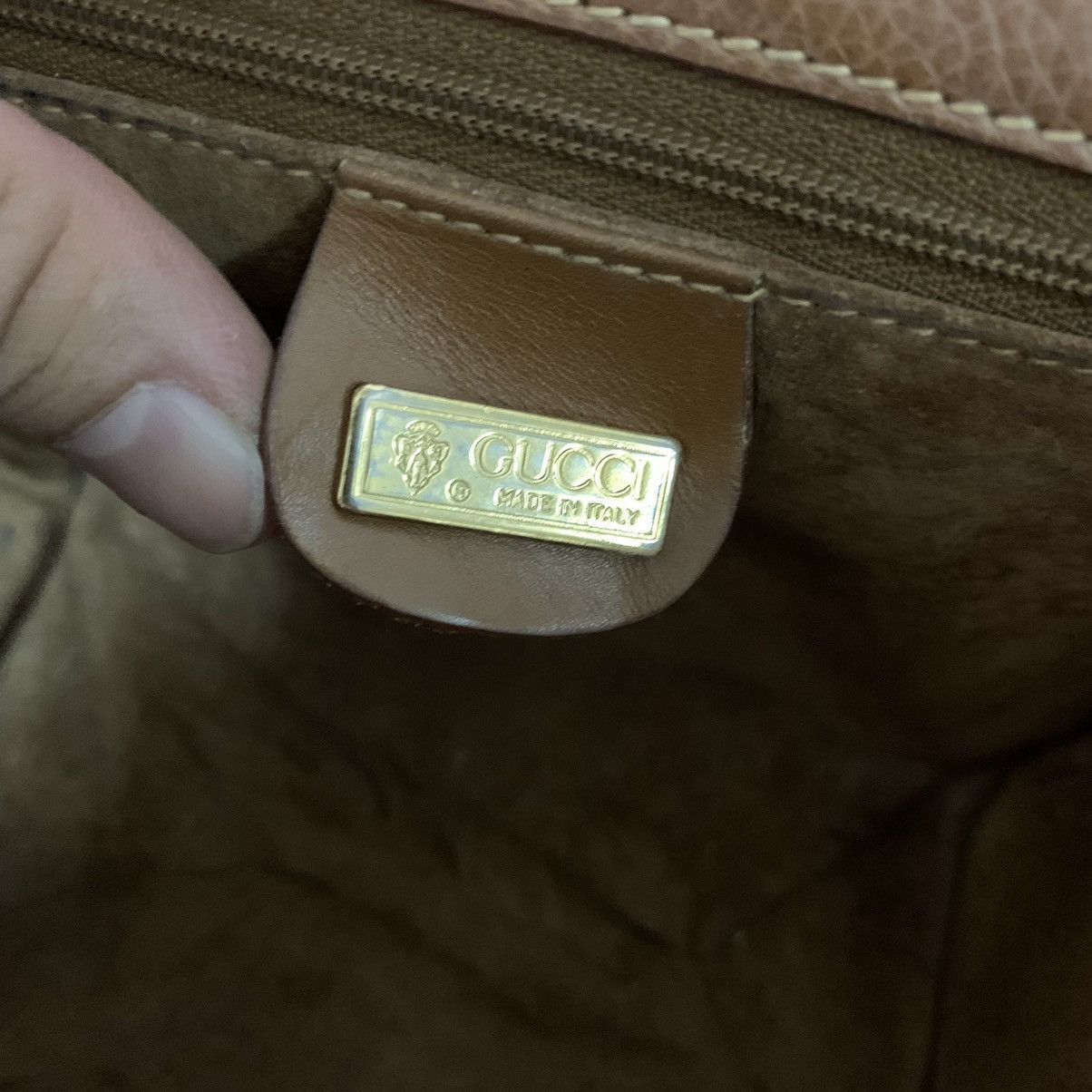 Gucci Gucci Vintage Leather Rare Slingbag Size ONE SIZE - 12 Thumbnail