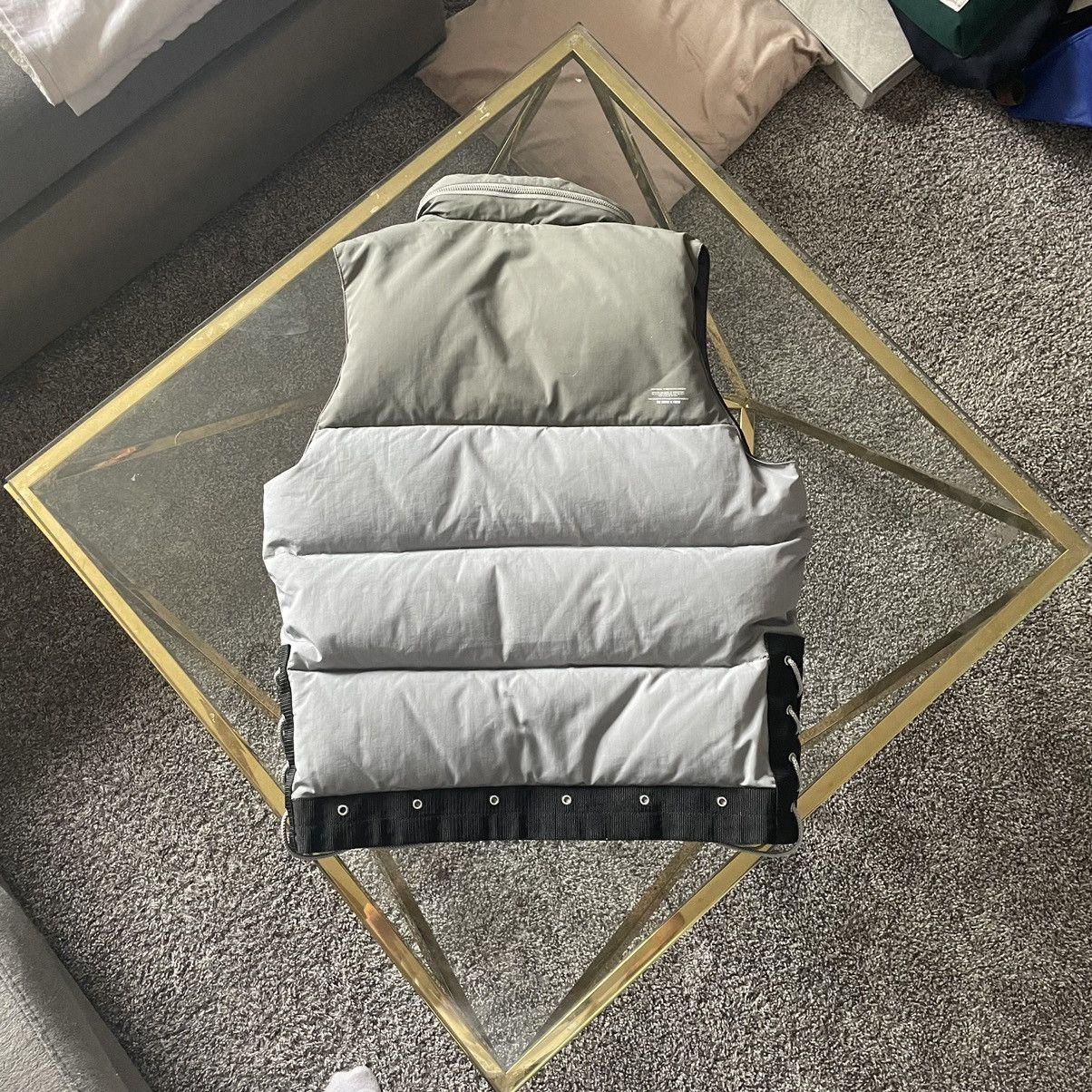 Japanese Brand × MAGIC STICK 2015 MAGiC STiCK ENTERTAiNMENT TYO DOWN BALLiSTiC PUFF VEST Size US M / EU 48-50 / 2 - 6 Thumbnail