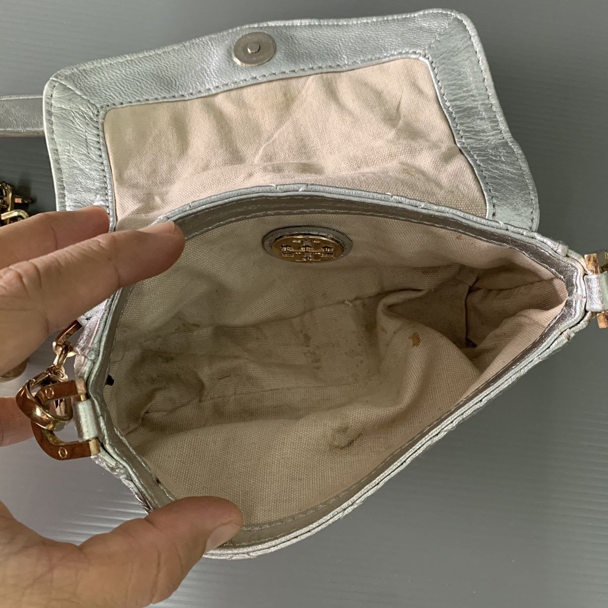 Tory Burch Tory Burch Leather Chain Slingbag Size ONE SIZE - 8 Thumbnail