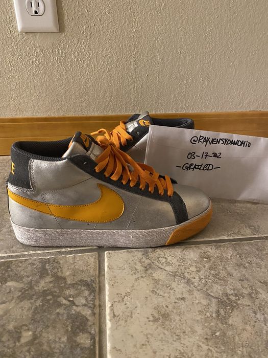 nike sb blazer independent