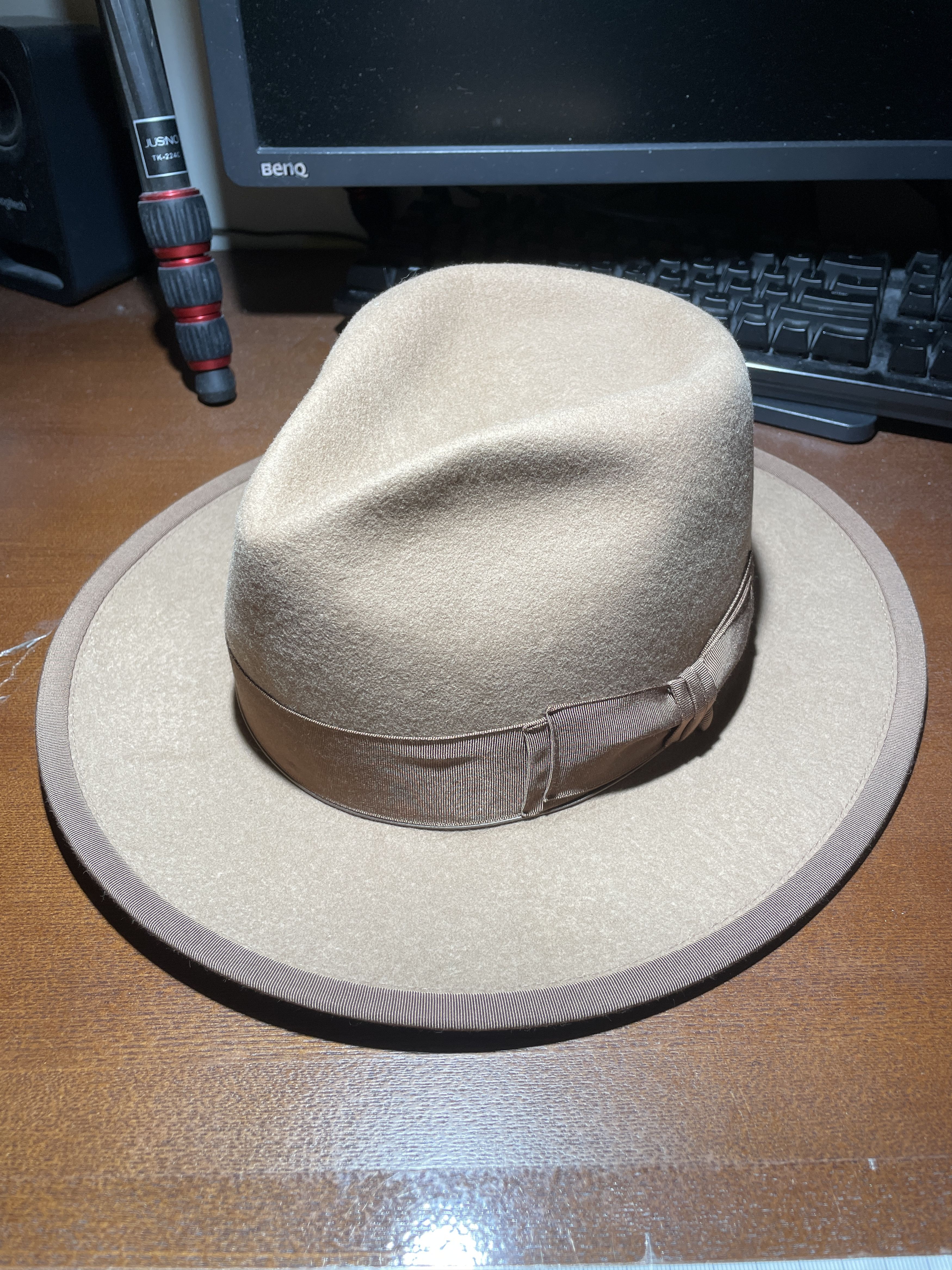Japanese Brand H.W Dog & Co Point-H Beige Hat Size 38 - 1 Thumbnail