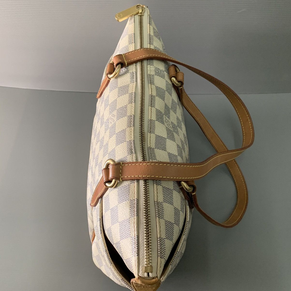 Louis Vuitton Authentic Louis Vuitton Damier Azur Totally Pm Size ONE SIZE - 13 Thumbnail