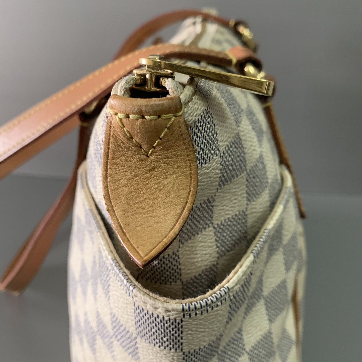 Louis Vuitton Authentic Louis Vuitton Damier Azur Totally Pm Size ONE SIZE - 8 Thumbnail