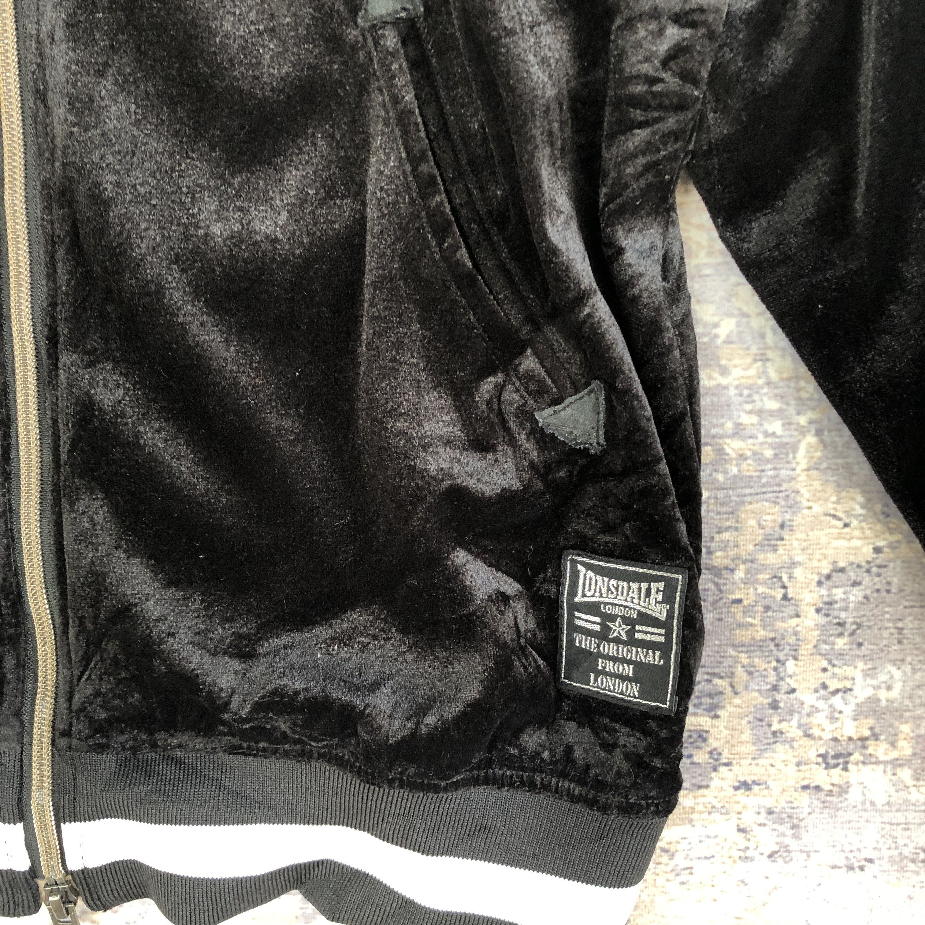 Japanese Brand × Vintage Lonsdale Sukajan Jacket Lonsdale Souvenir Velvet Jacket Size US S / EU 44-46 / 1 - 6 Thumbnail