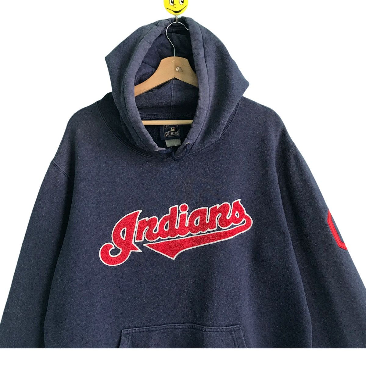 MLB × Vintage Vintage!! Indians Hoodie Embroidered Spellout Size XL Size US XL / EU 56 / 4 - 4 Thumbnail