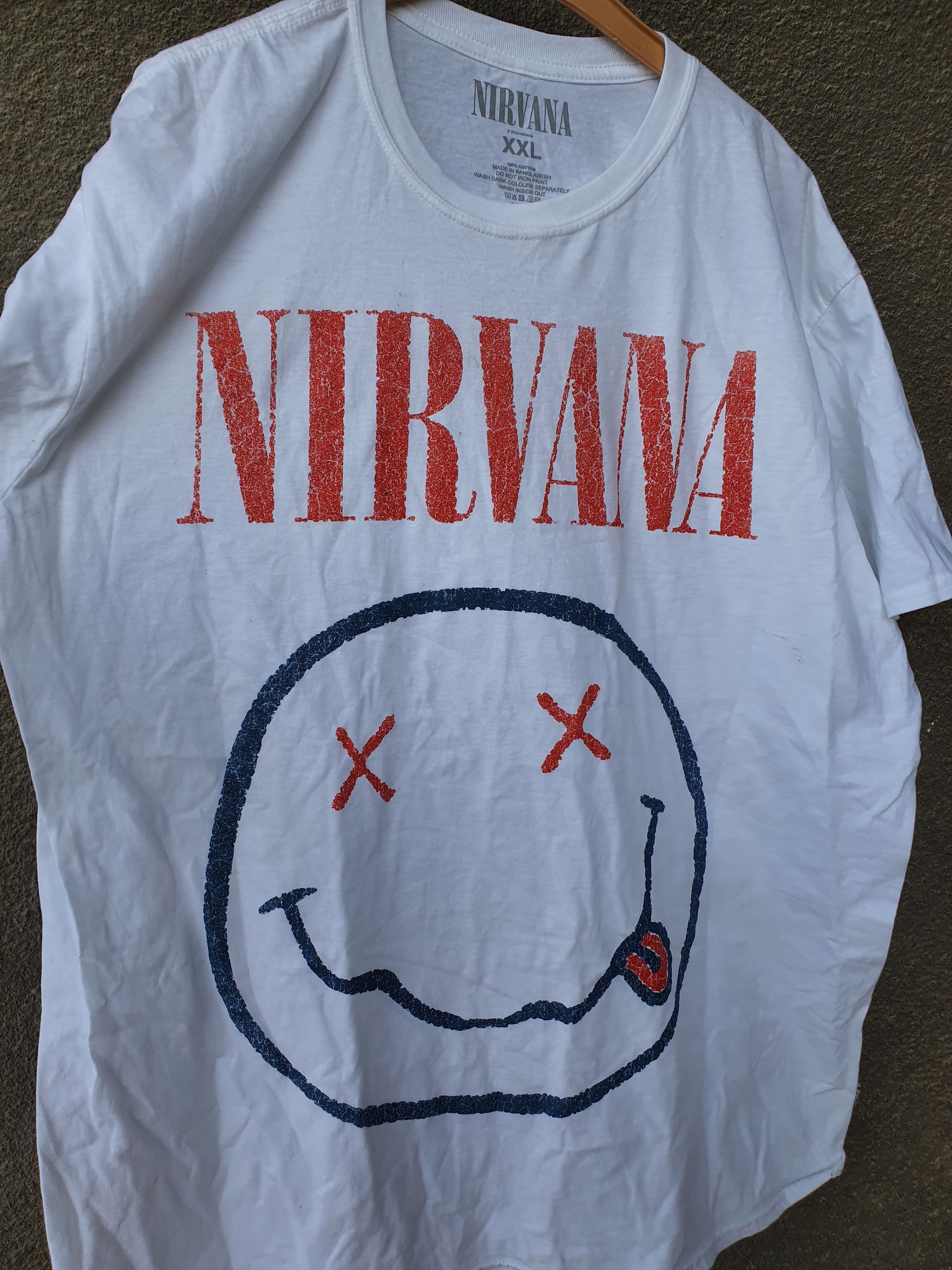 Band Tees × Nirvana Nirvana 2016 white Smiley Face Logo tee,sz XXL Size US XXL / EU 58 / 5 - 3 Thumbnail