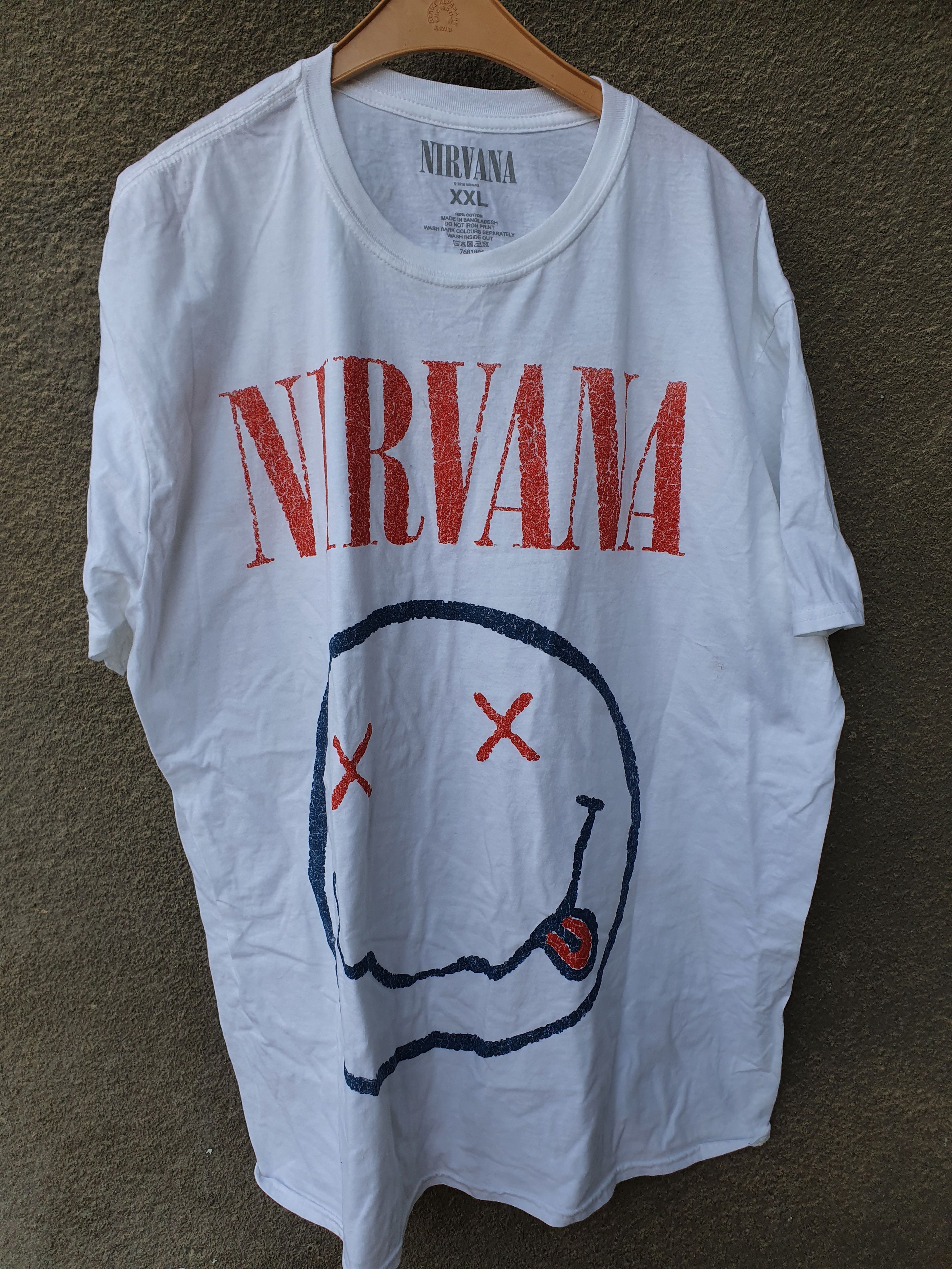 Band Tees × Nirvana Nirvana 2016 white Smiley Face Logo tee,sz XXL Size US XXL / EU 58 / 5 - 2 Thumbnail
