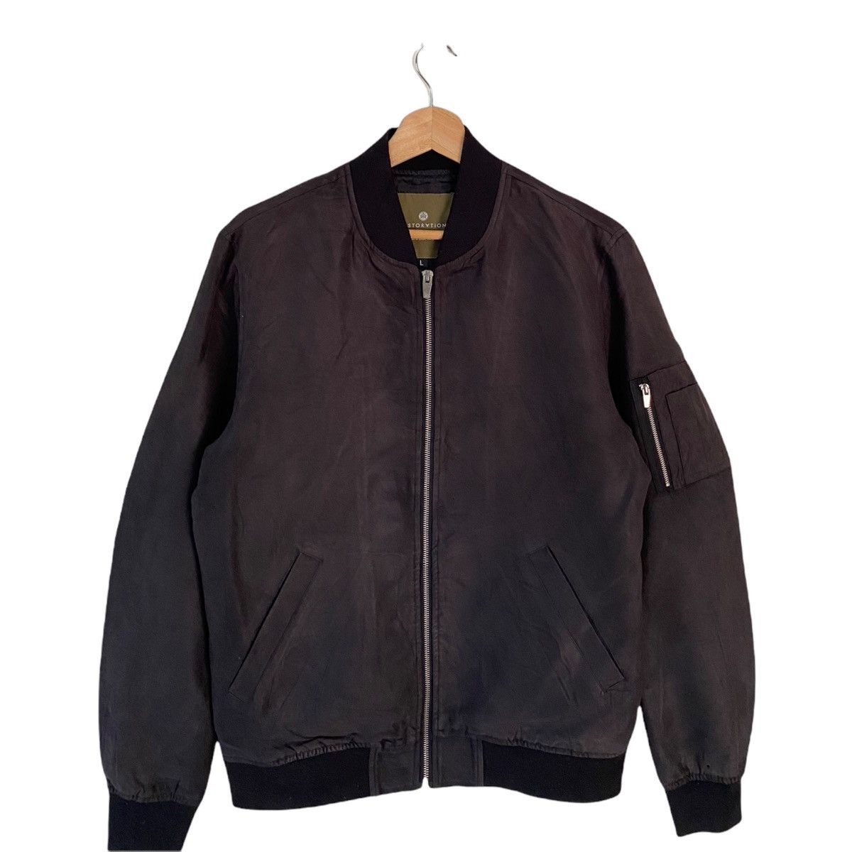 Restoration ARCHIVE RESTORATION SUEDE MA-1 BOMBER JACKET Size US S / EU 44-46 / 1 - 4 Thumbnail