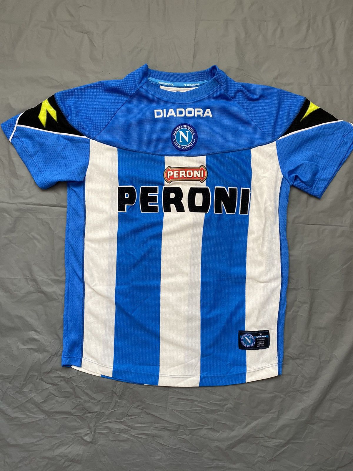 Vintage Napoli 2002-03 vintage soccer jersey diadora peroni | Grailed