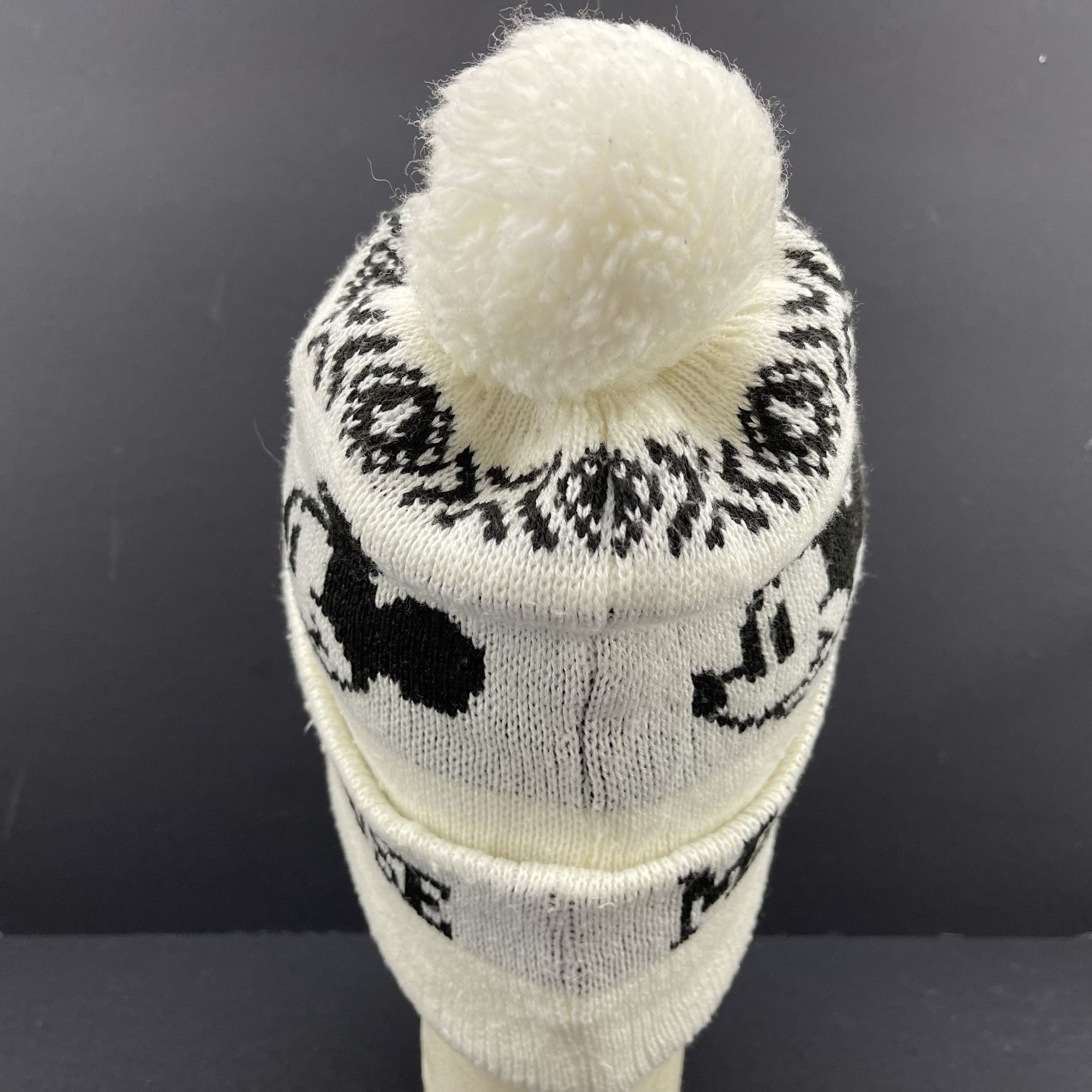 Disney × Mickey Mouse × Vintage Vintage Mickey Mouse Beanie Hats-BH4086 Size ONE SIZE - 4 Thumbnail