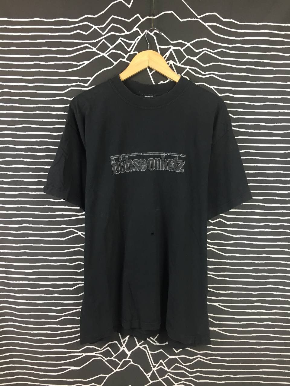 Band Tees Vtg 90s Bohse Onkelz Punk Oi Rock Band Distressed Tee Size US XL / EU 56 / 4 - 2 Thumbnail