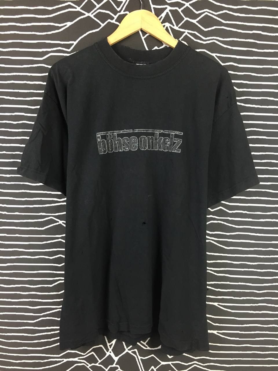 Band Tees Vtg 90s Bohse Onkelz Punk Oi Rock Band Distressed Tee Size US XL / EU 56 / 4 - 3 Thumbnail
