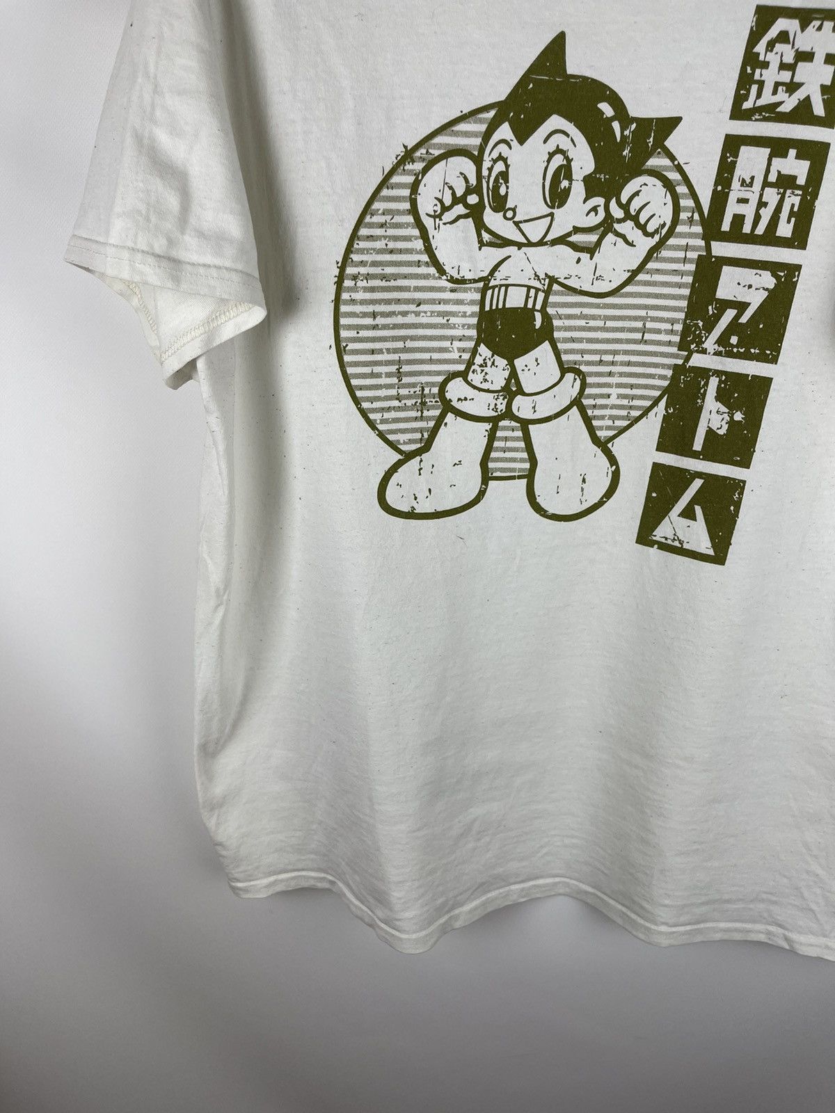 Anime × Japanese Brand Tezuka Lootcrate Astro Boy Japanese symbol rare tee shirt Size US XL / EU 56 / 4 - 3 Thumbnail